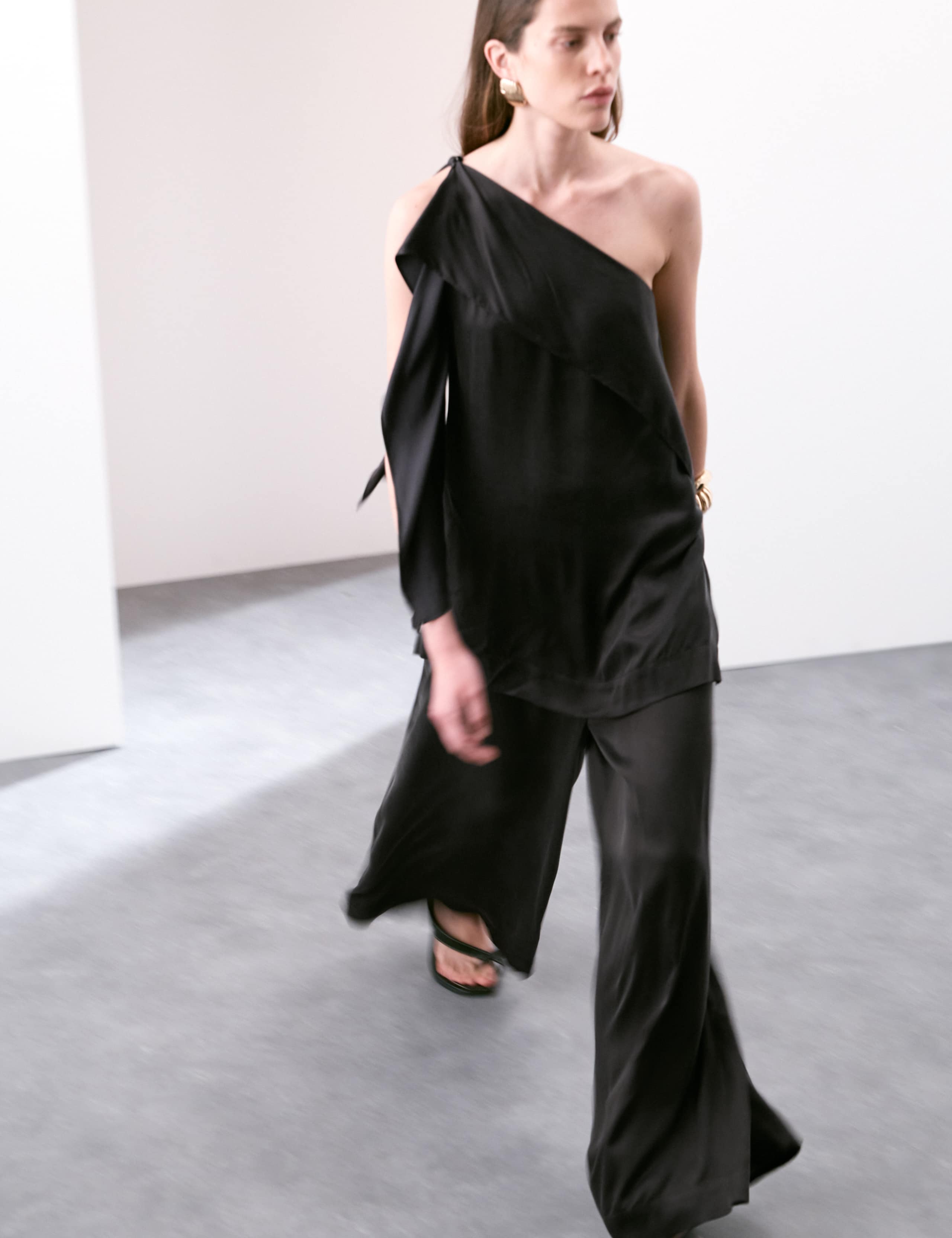 Cupro Rich Wide Leg Palazzo Trousers 3 of 7