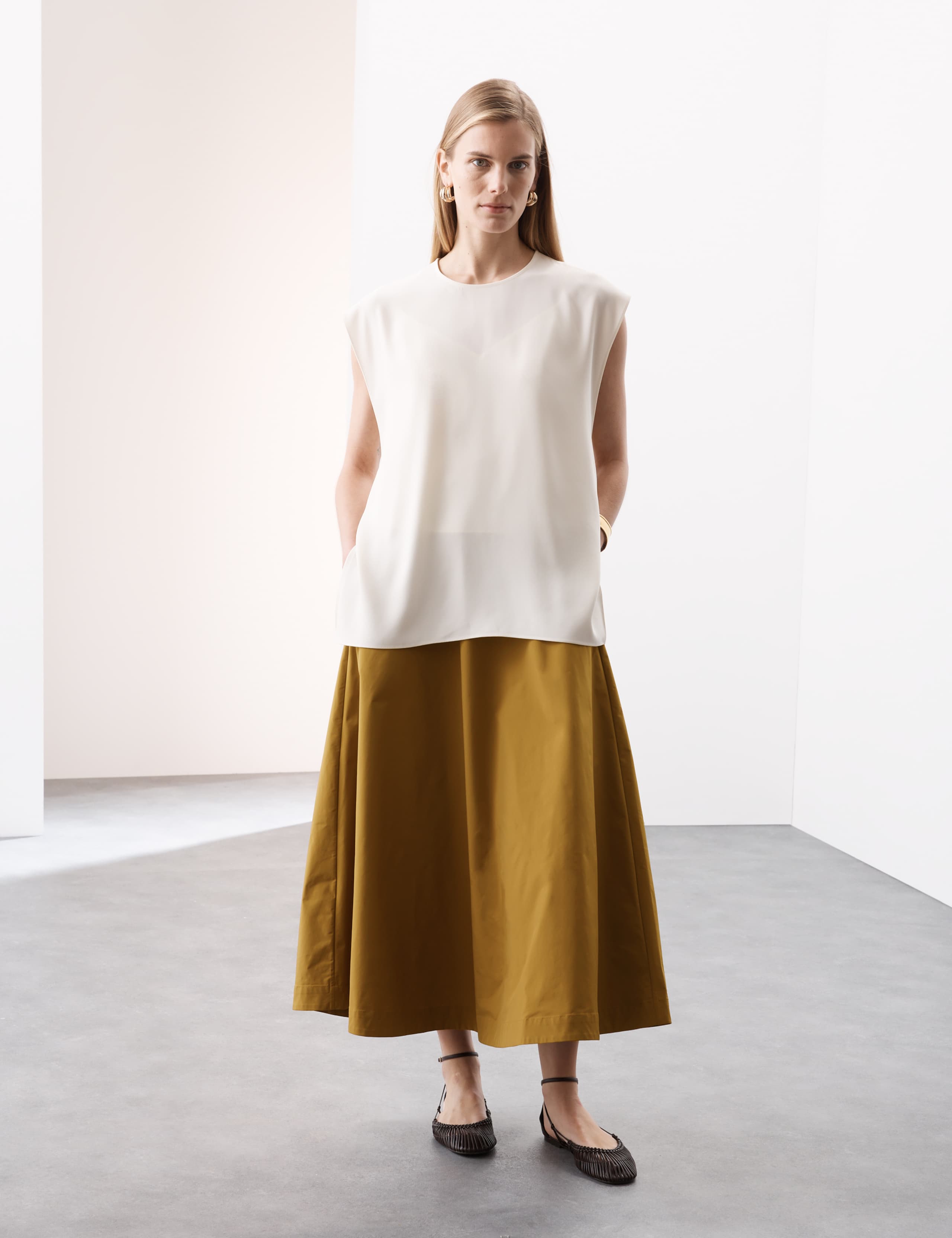 Pleated Midi A-Line Skirt 3 of 6