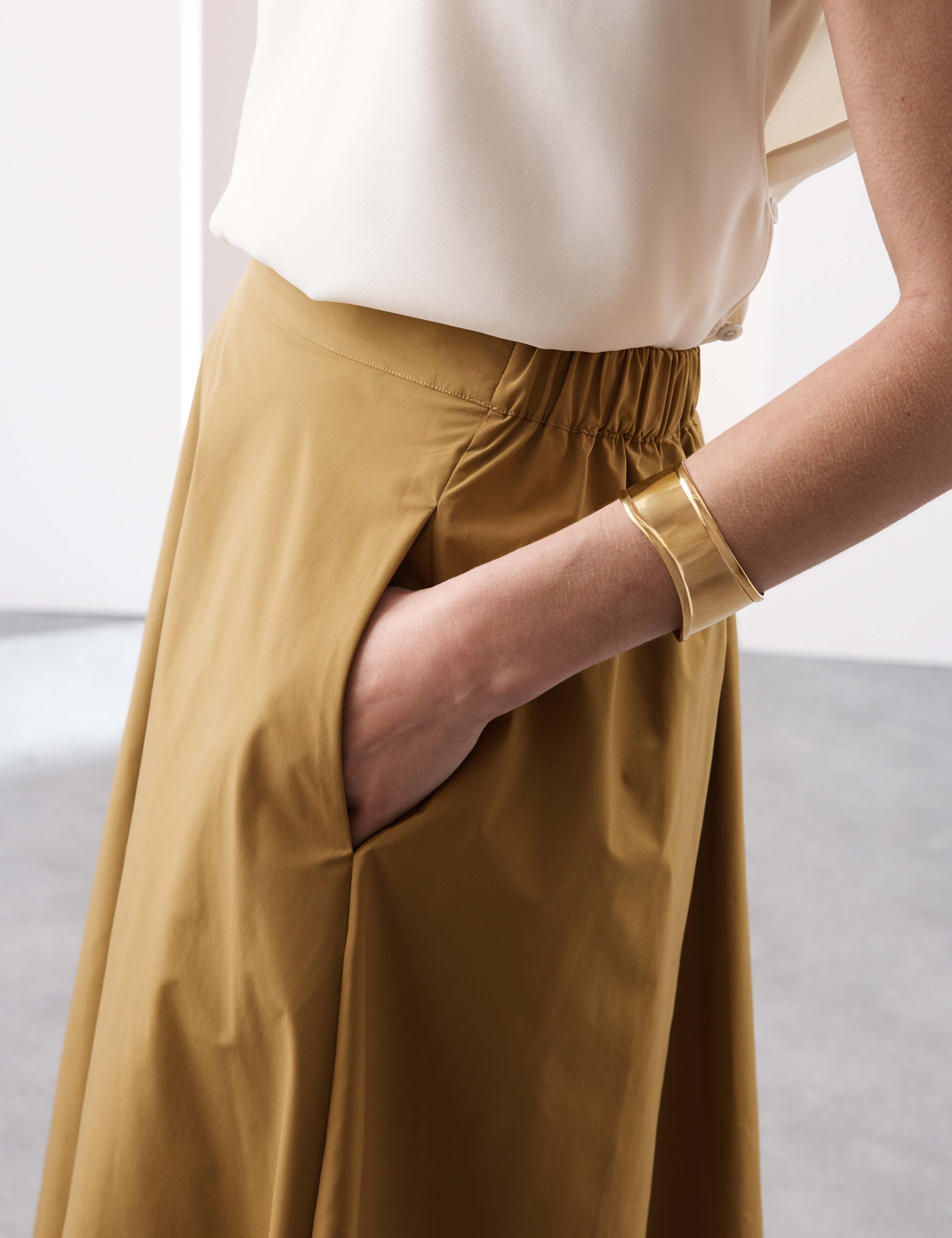 Pleated Midi A-Line Skirt 5 of 6
