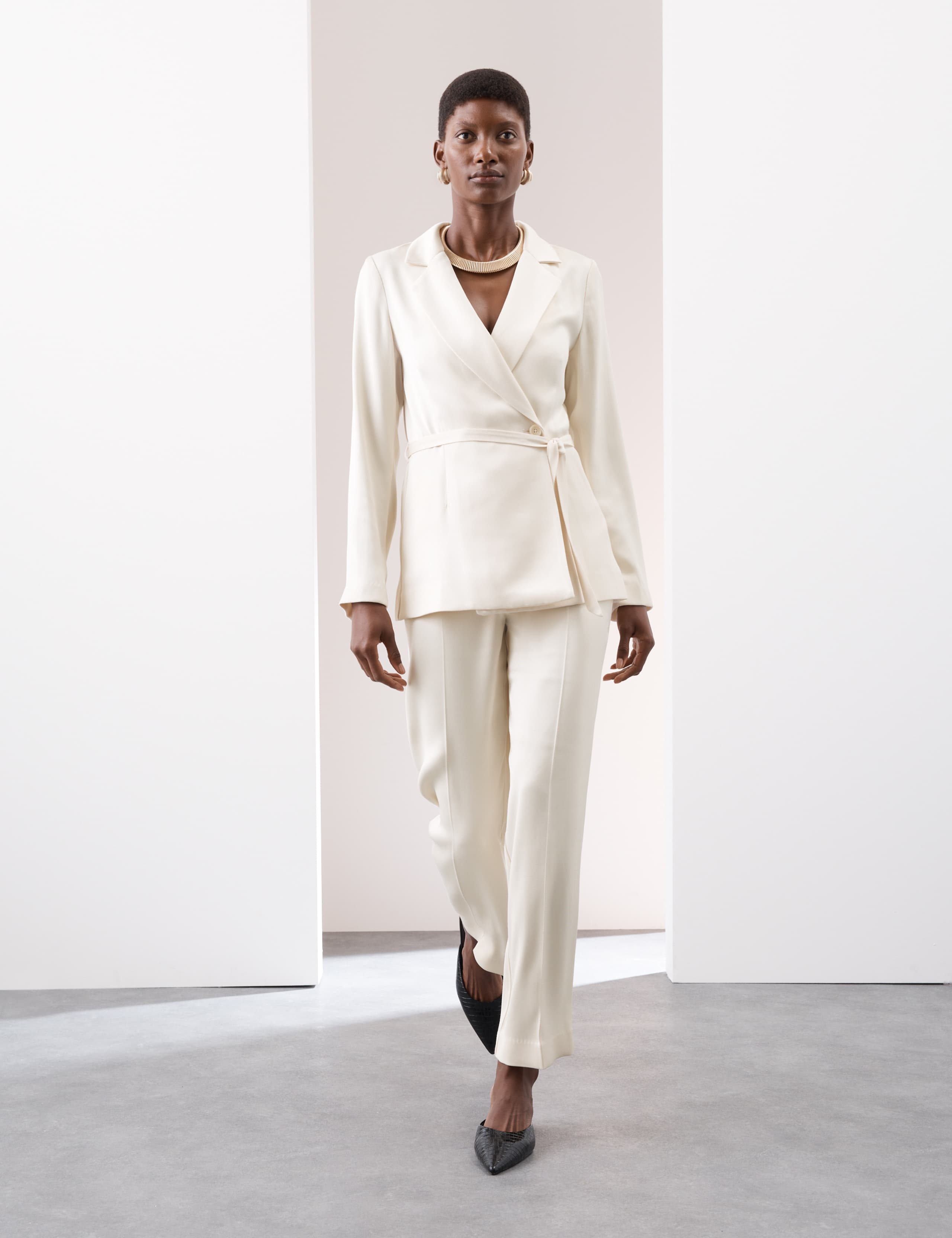 Twill Pleat Front Straight Leg Trousers 4 of 5