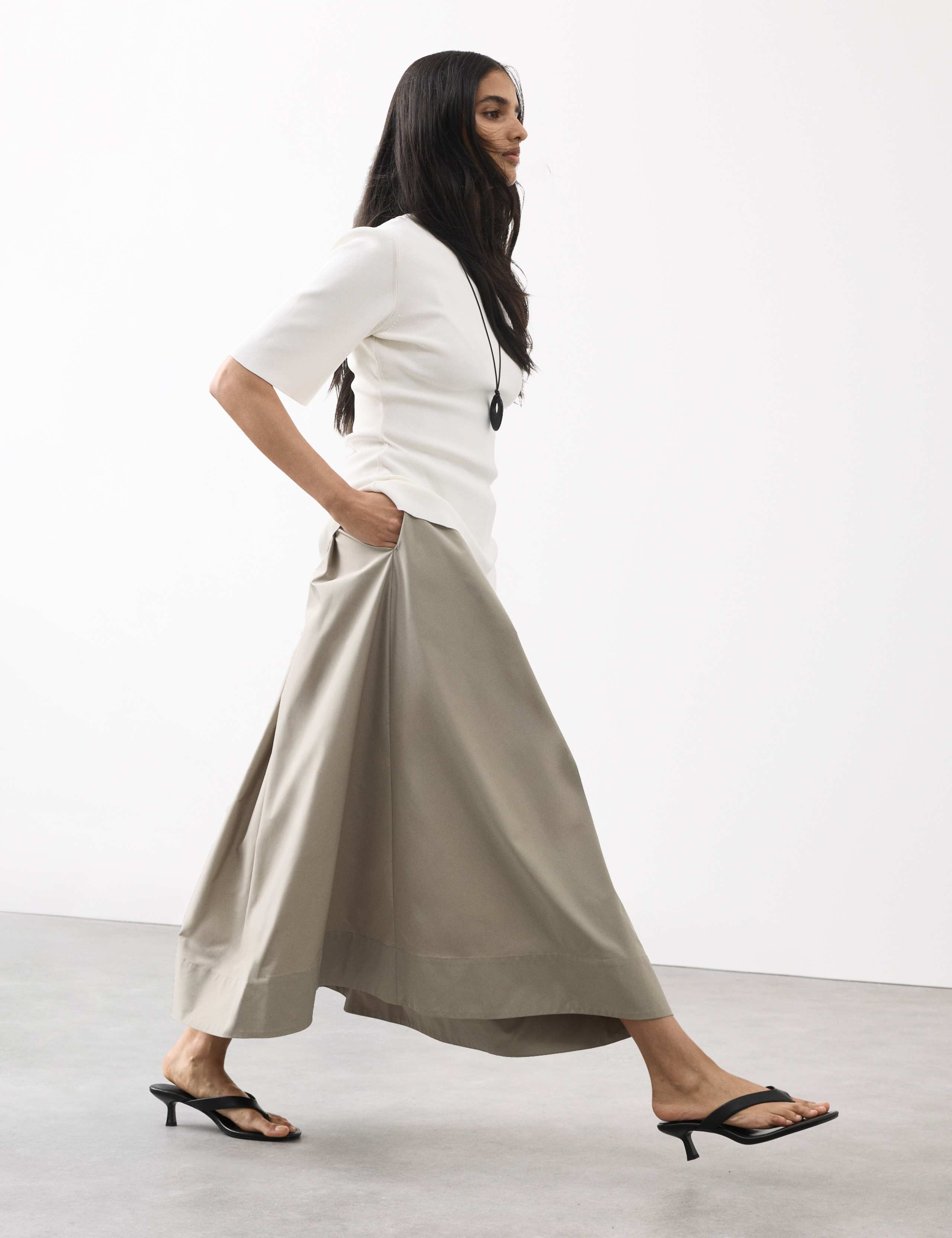 Taffeta Pleated Maxi Skirt 4 of 6
