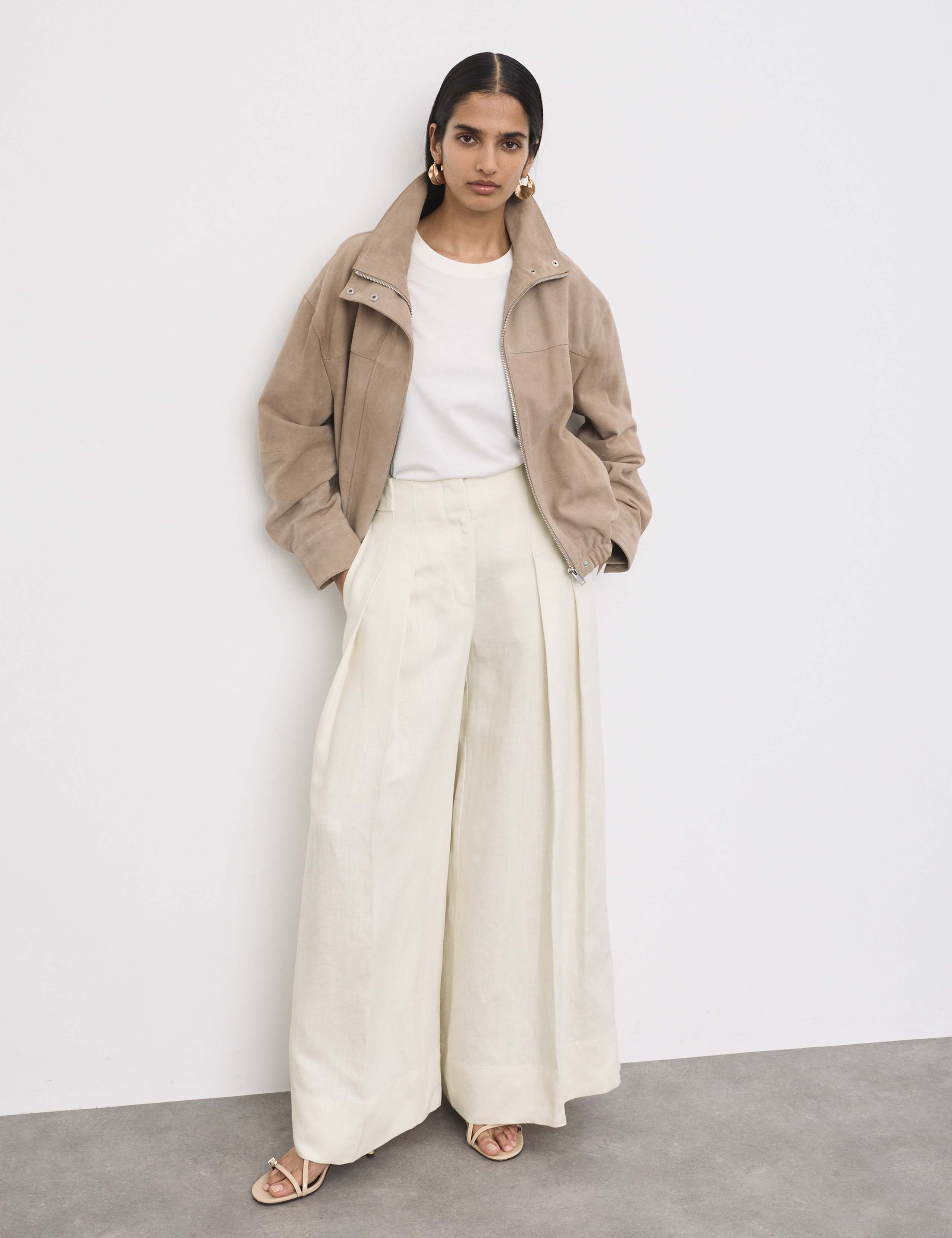 Linen Blend Pleat Front Wide Leg Trousers 1 of 7