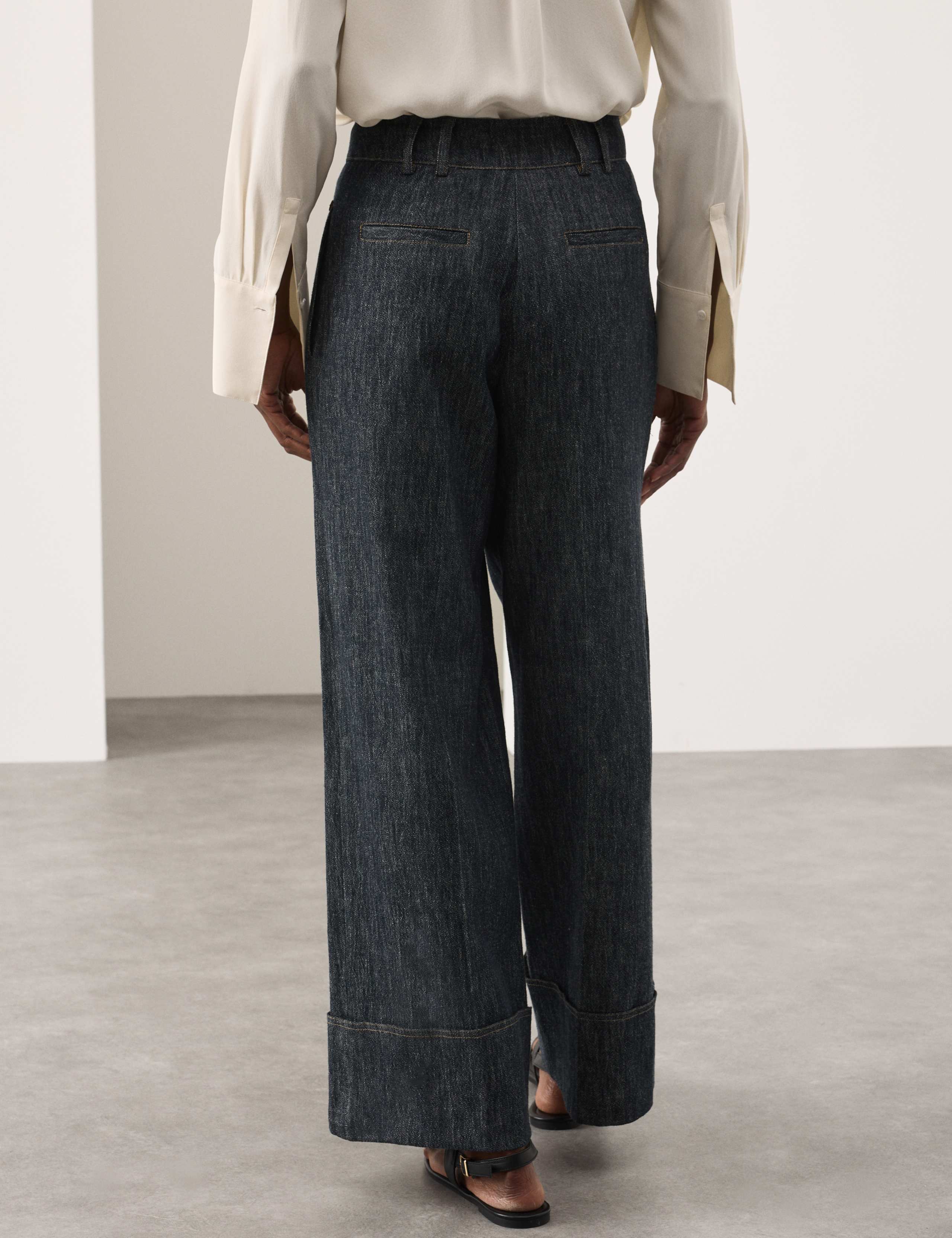 Linen Rich Cuffed Wide Leg Trousers 5 of 6