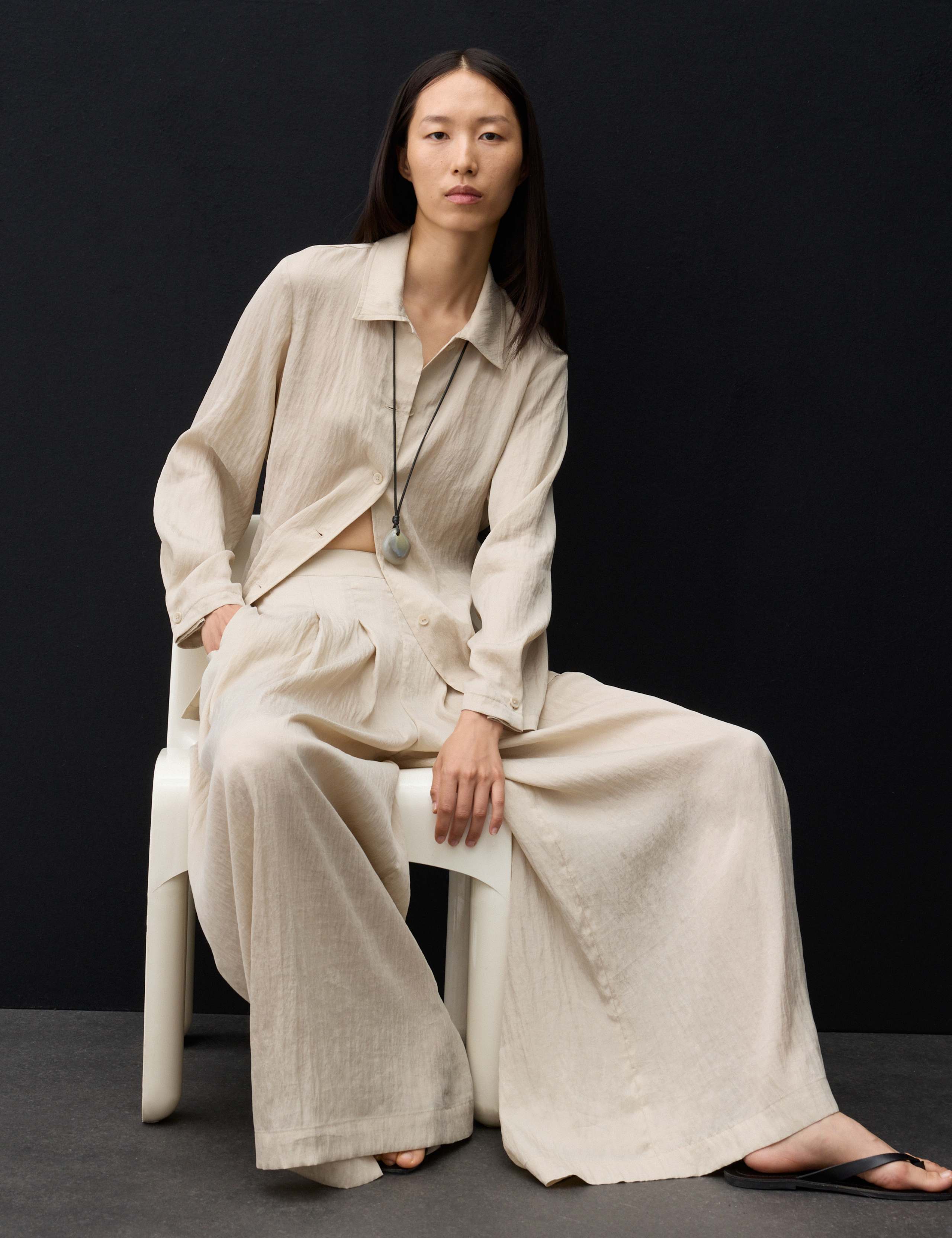 Lyocell Rich Pleated Palazzo Trousers 5 of 7