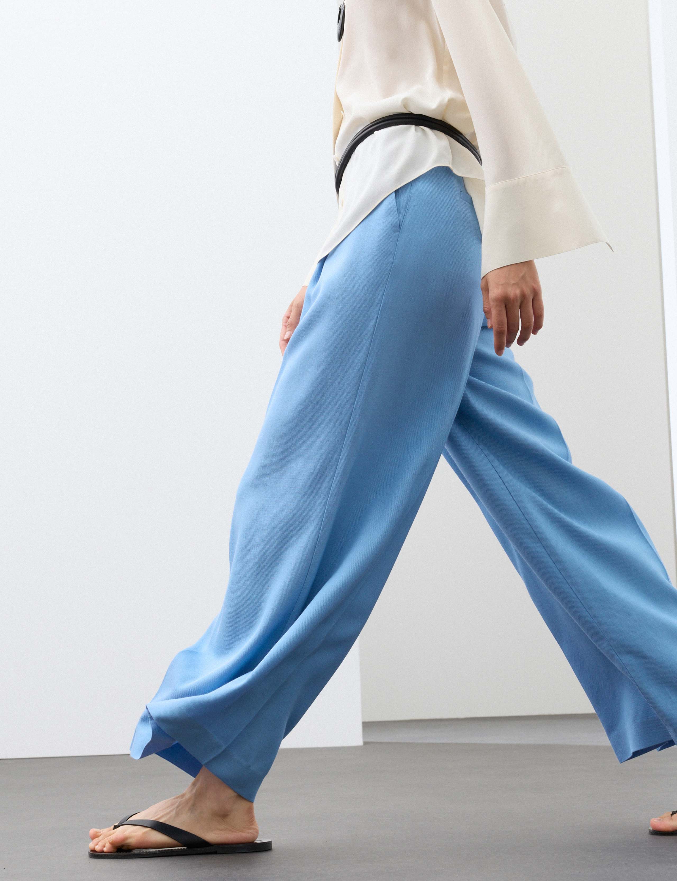 Tailored Wide Leg Trousers with Wool 4 of 7