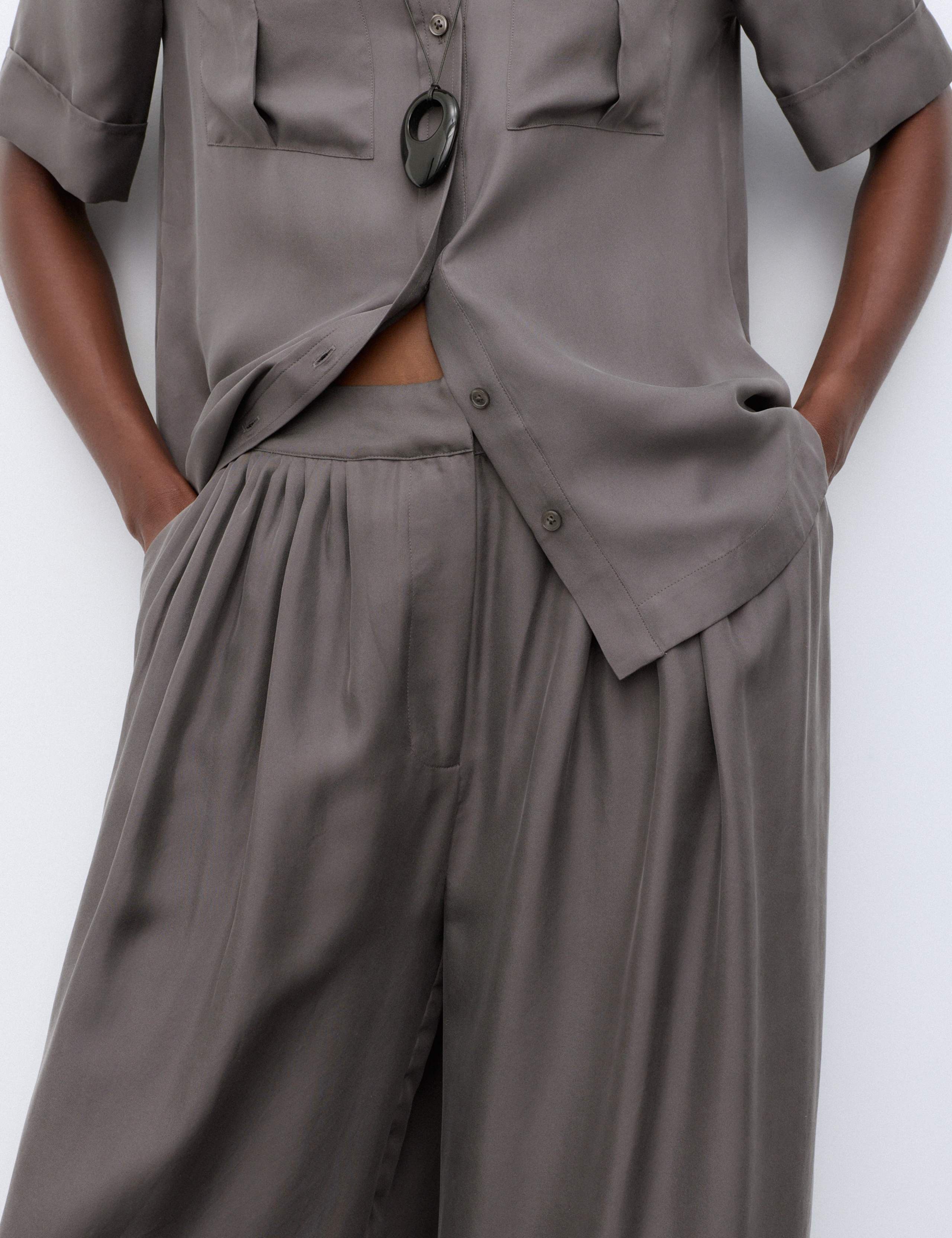 Pure Silk Gathered Waist Wide Leg Trousers 6 of 7