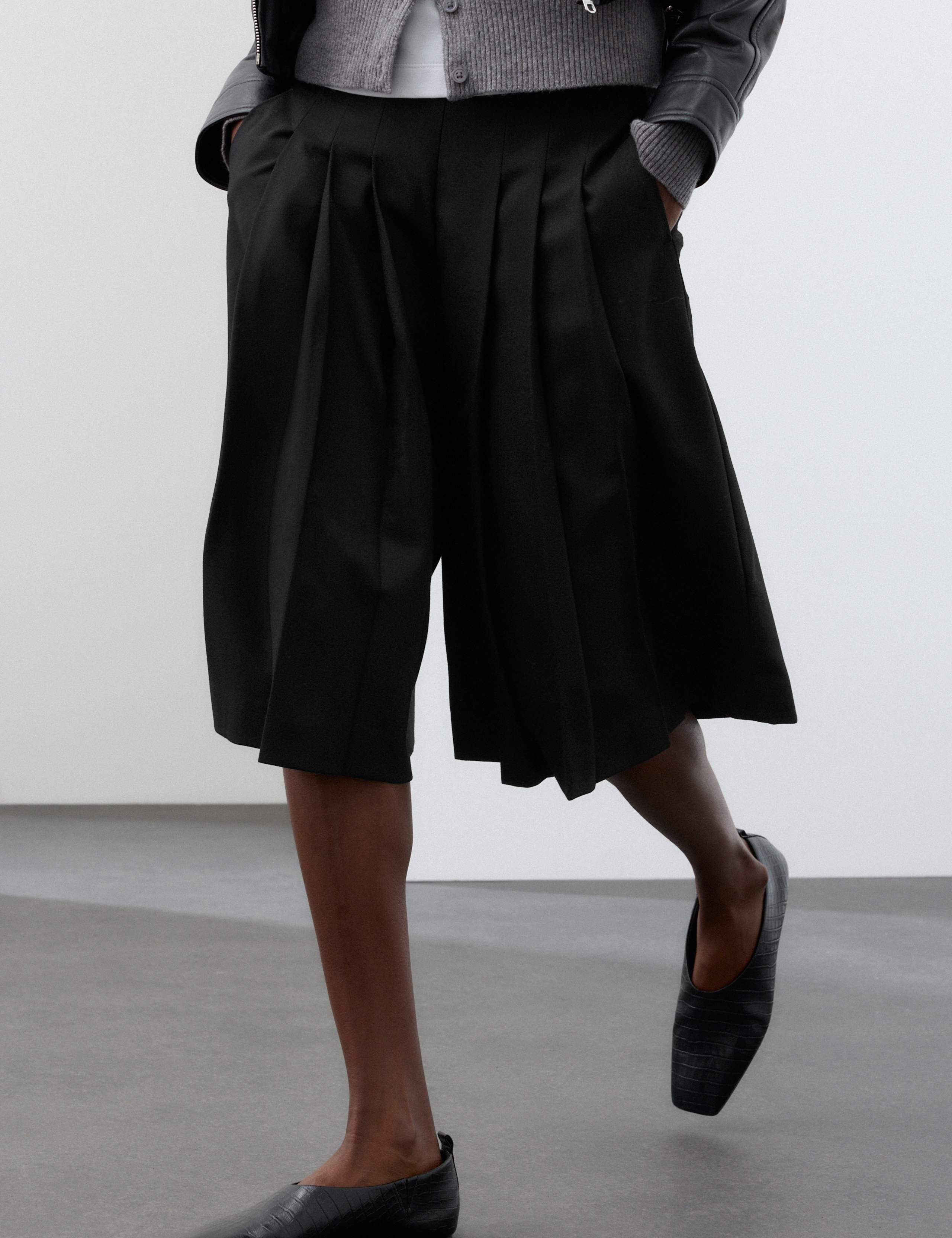 Wool Blend Pleated Wide Leg Culottes 6 of 6