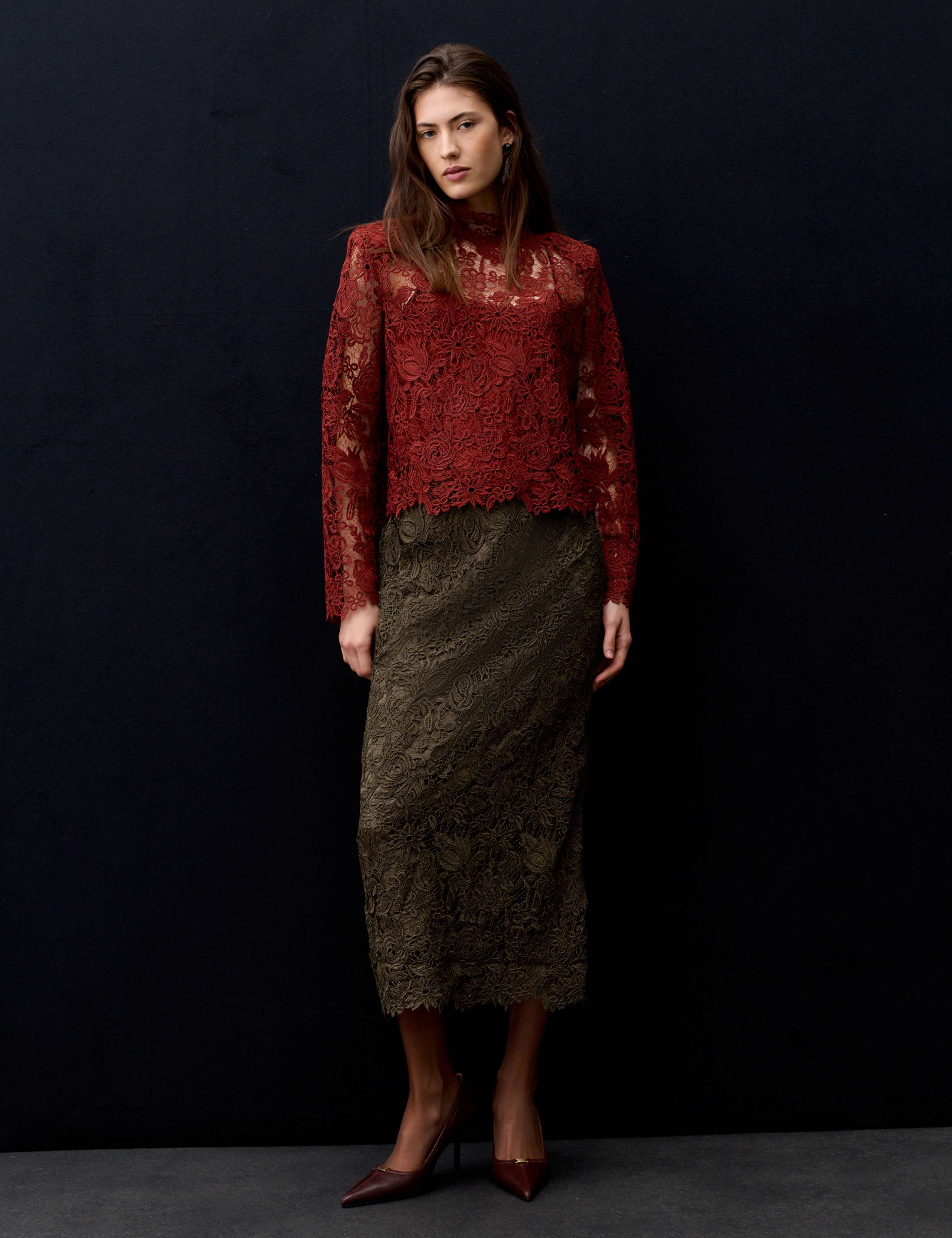 Lace Split Back Maxi Straight Skirt 4 of 6