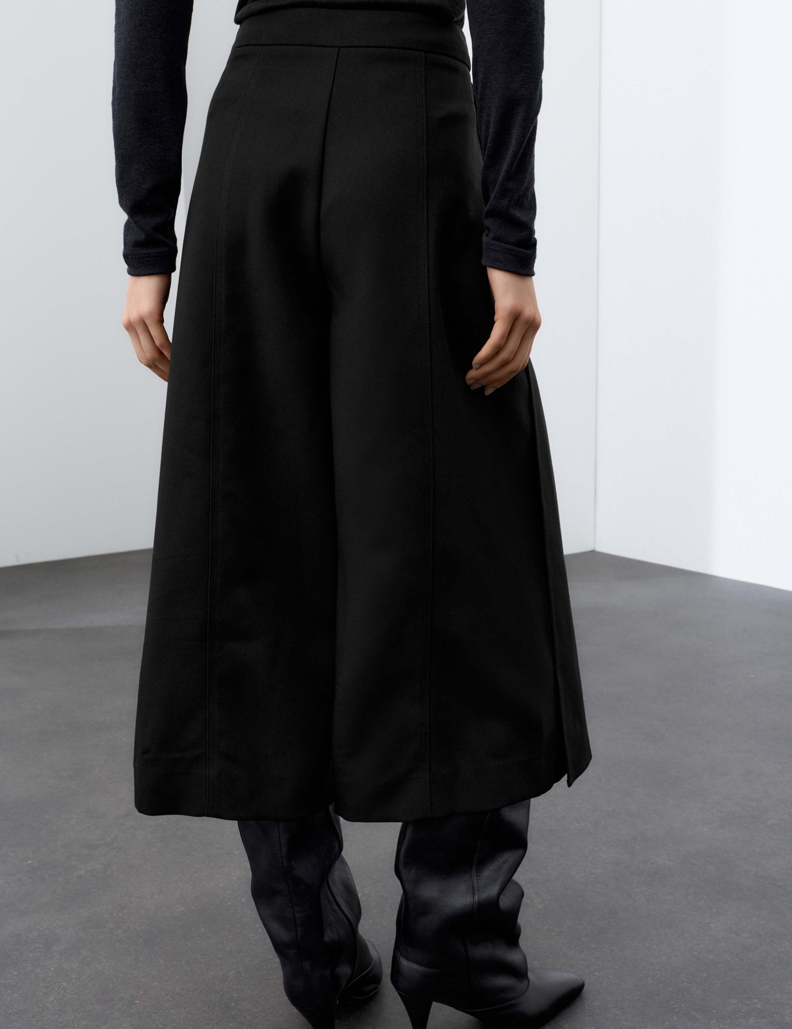 Woven High Rise Side Split Wide Leg Culottes 3 of 7