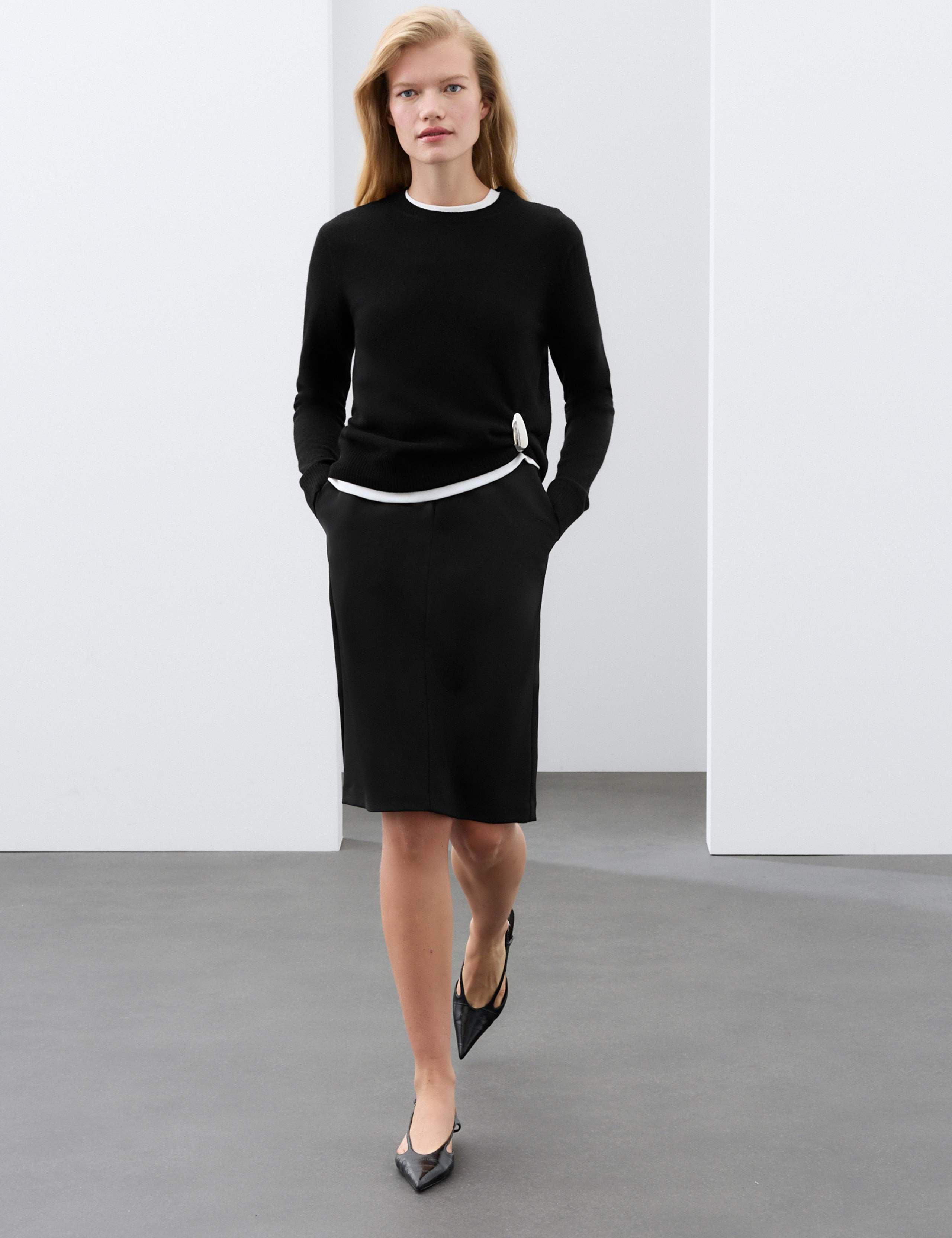 Wool Blend Knee Length Tailored Skirt 5 of 7