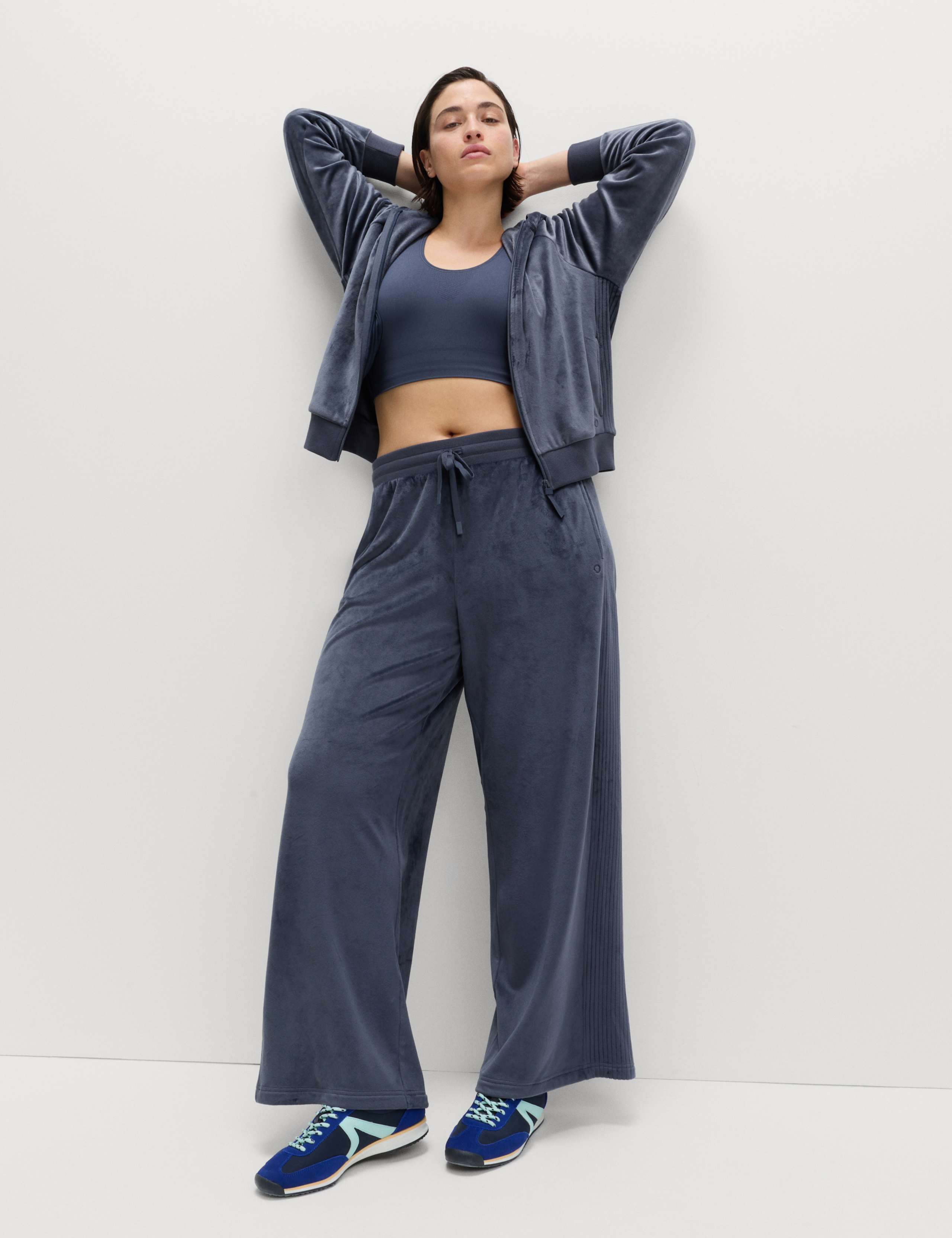 Super Soft Velour High Waisted Wide Leg Joggers 1 of 7