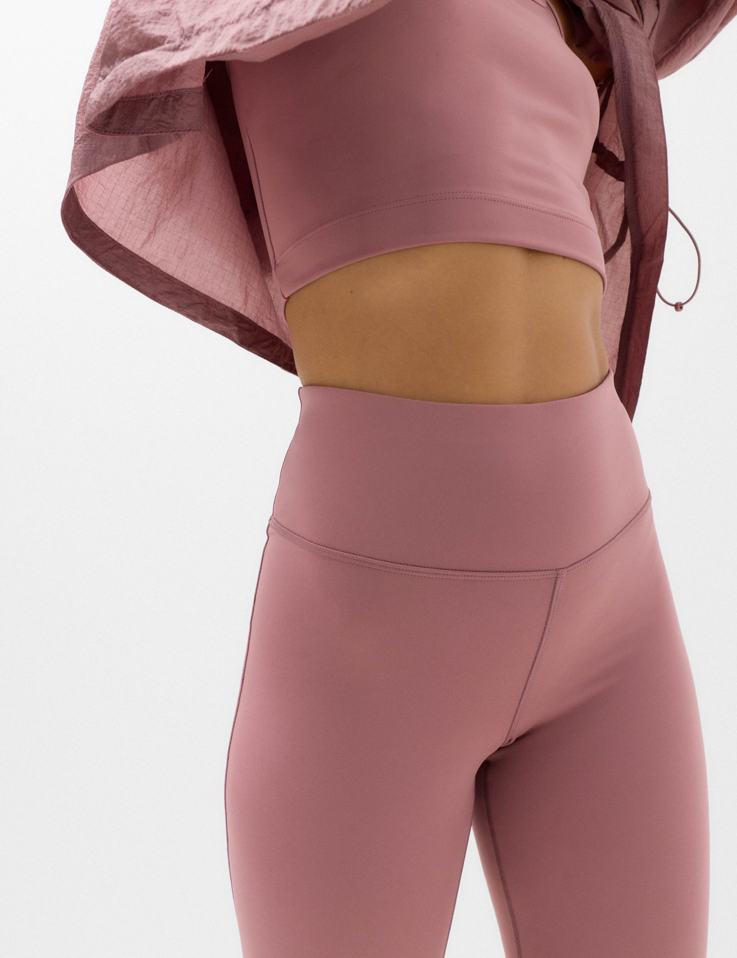 Essential High Waisted Gym Leggings 3 of 6