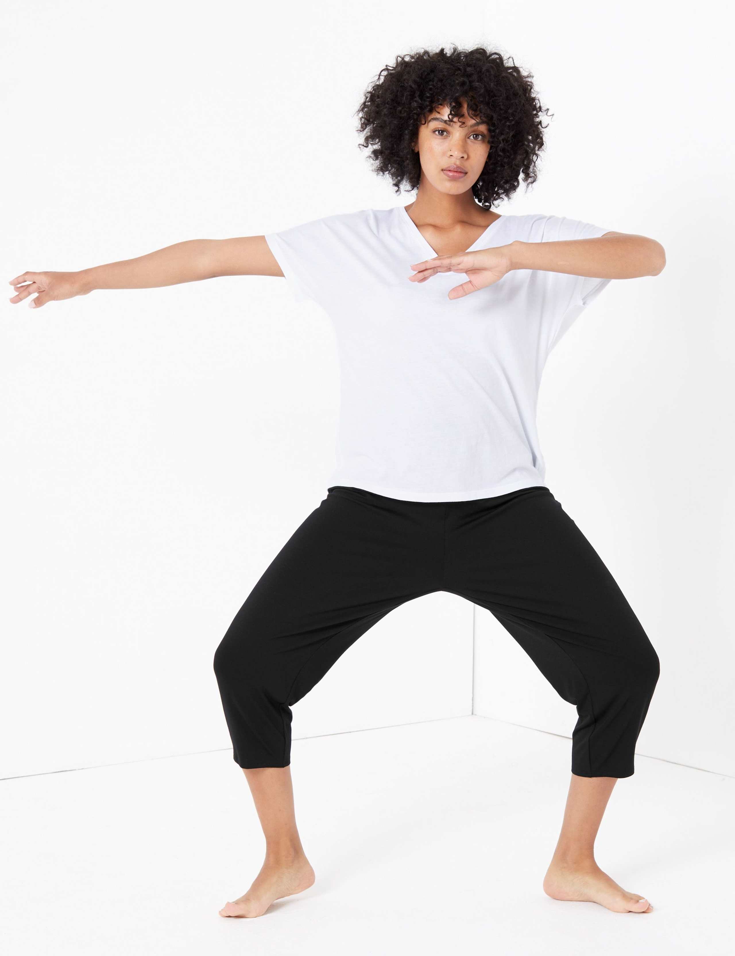 Cropped Yoga Joggers 3 of 6