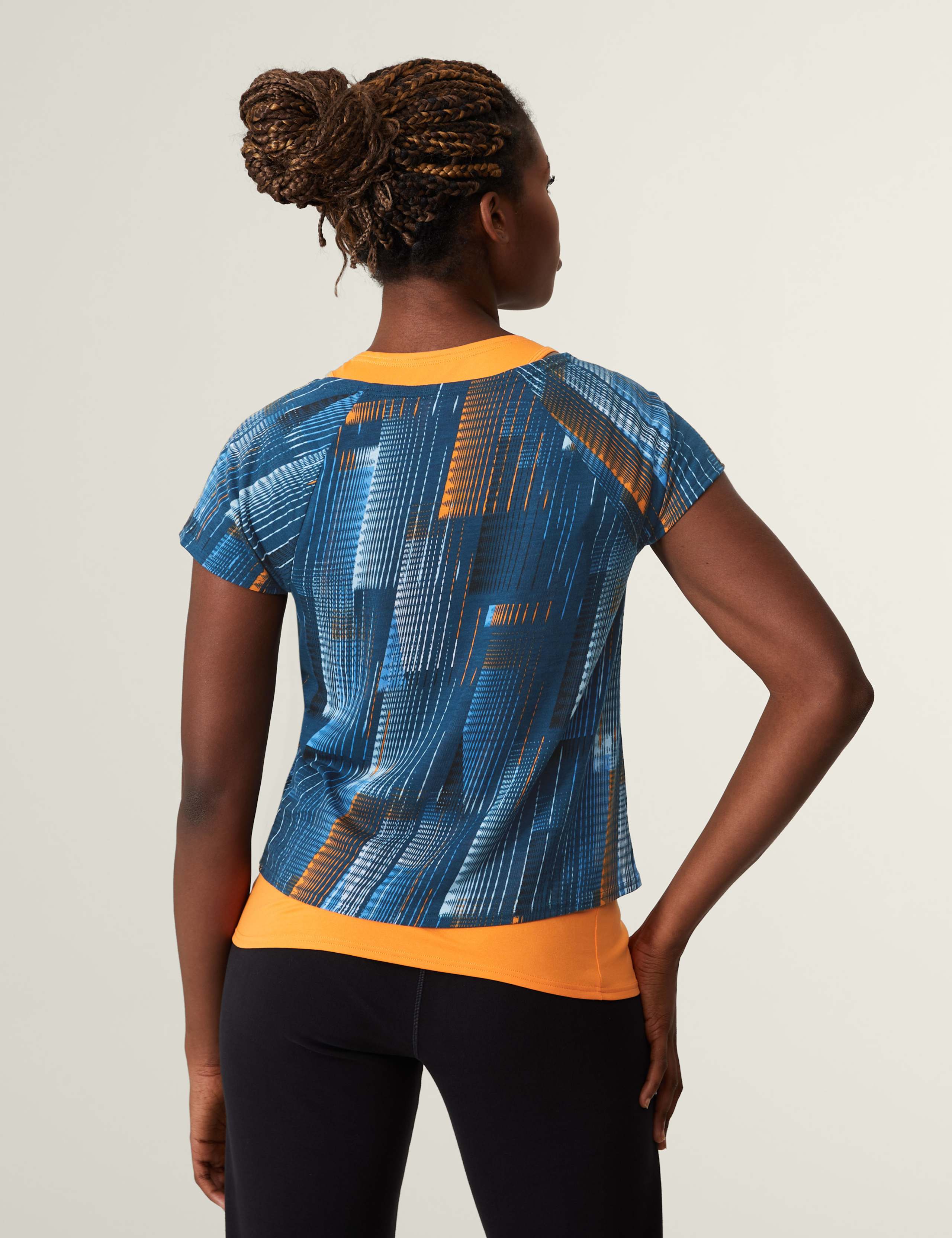 Printed Scoop Neck Double Layer T-Shirt 5 of 6