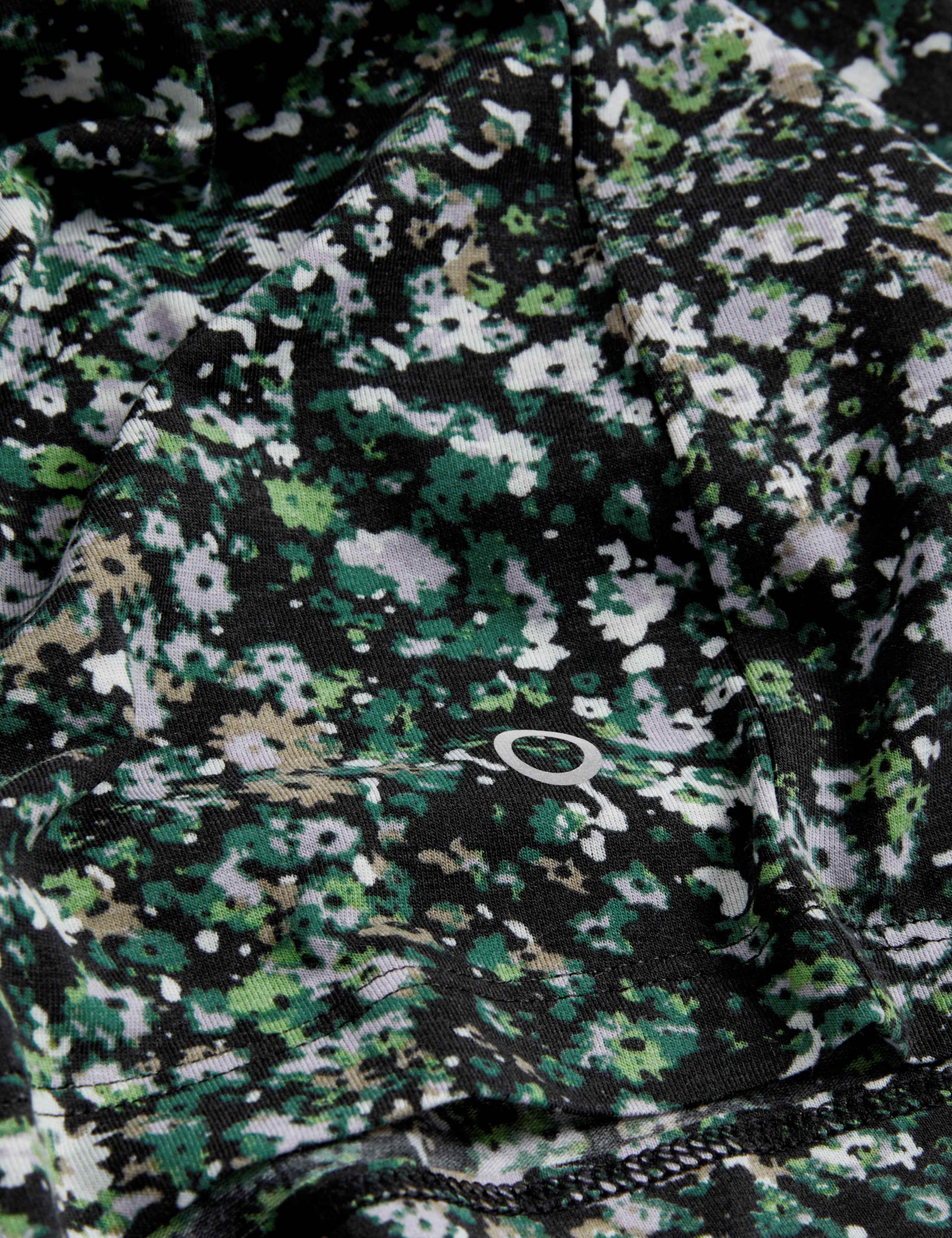 Printed Scoop Neck Short Sleeve Yoga Top 7 of 7