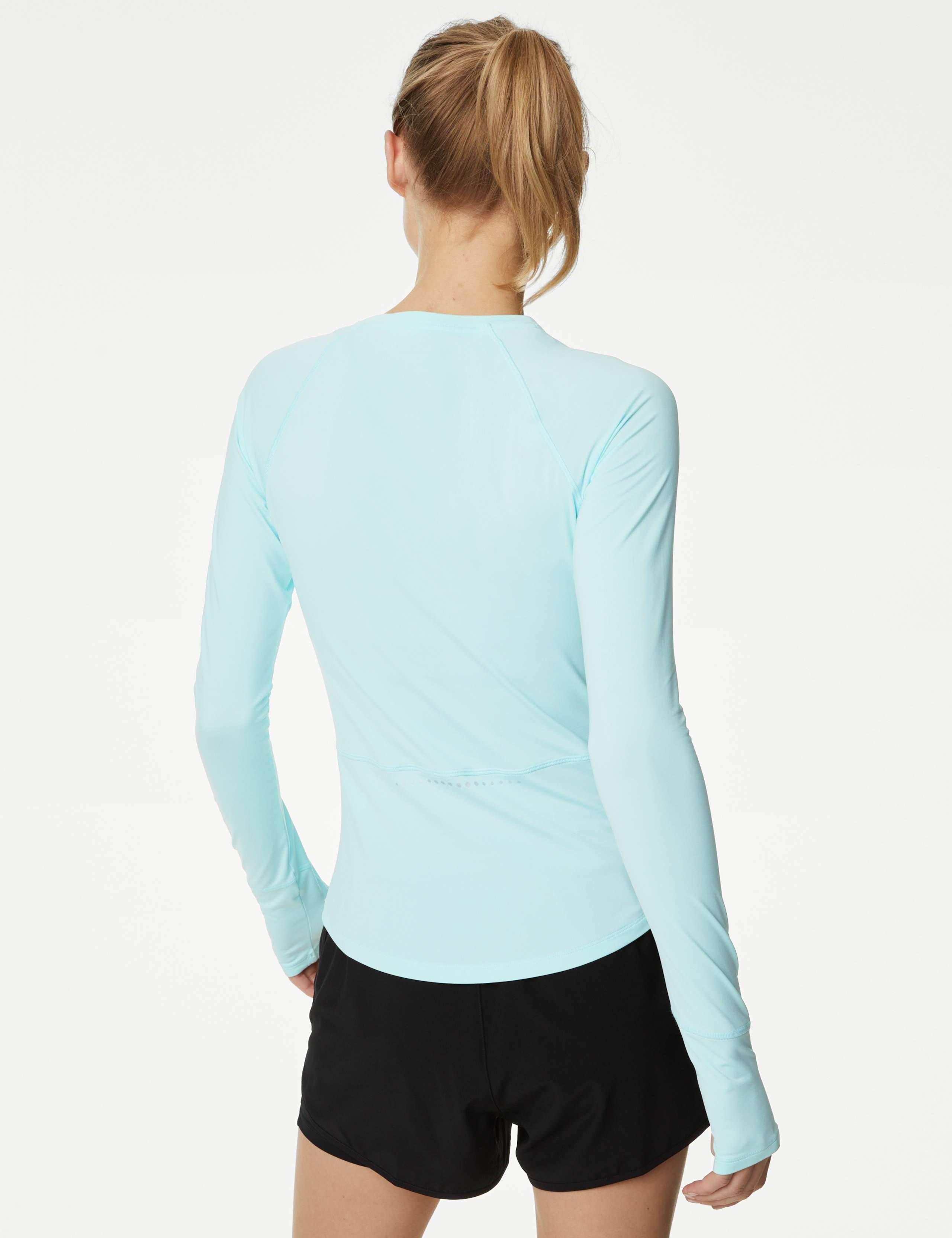 Ultraheat™ Reflective Fitted Running Top 6 of 7