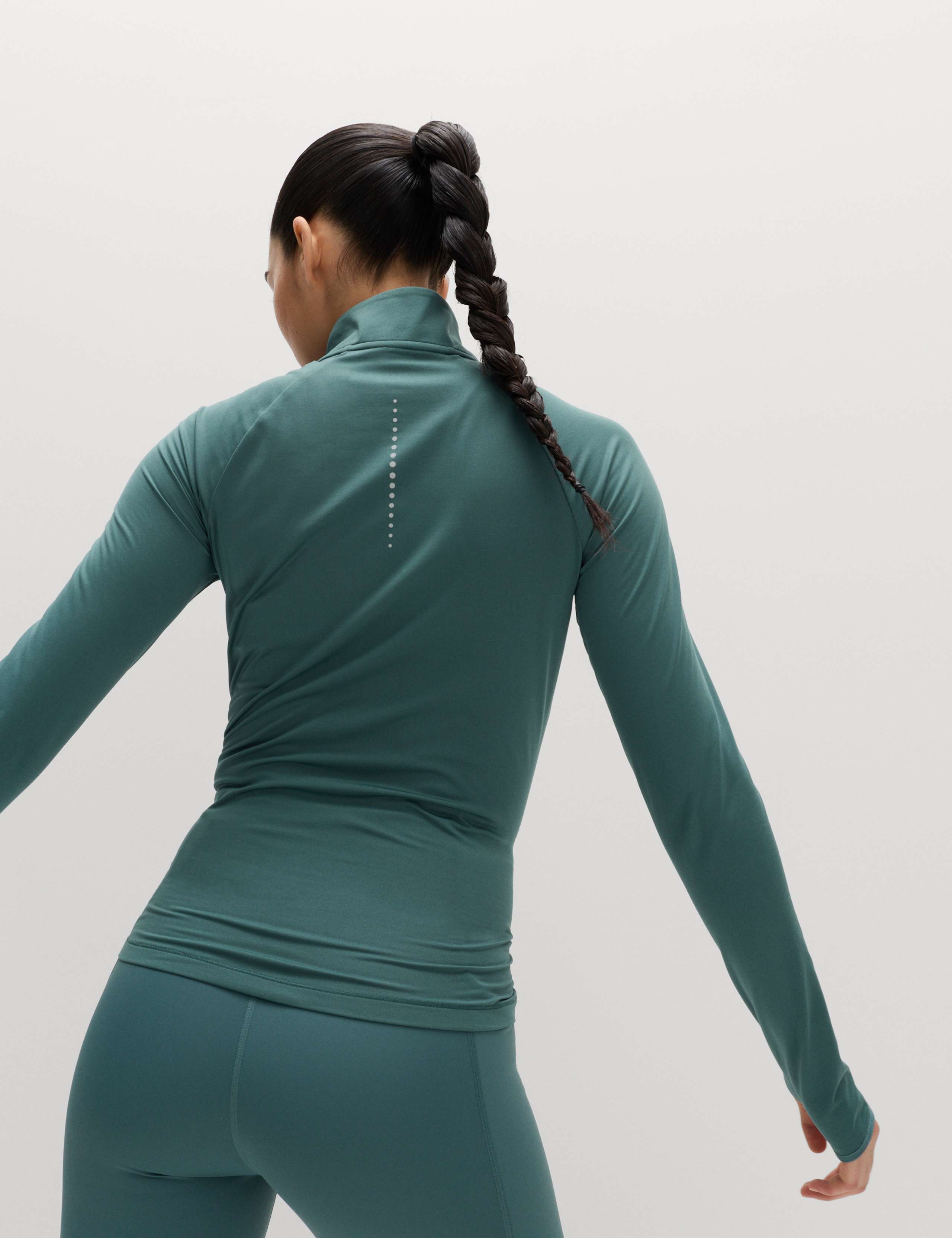 Ultraheat Funnel Neck Running Top 3 of 6