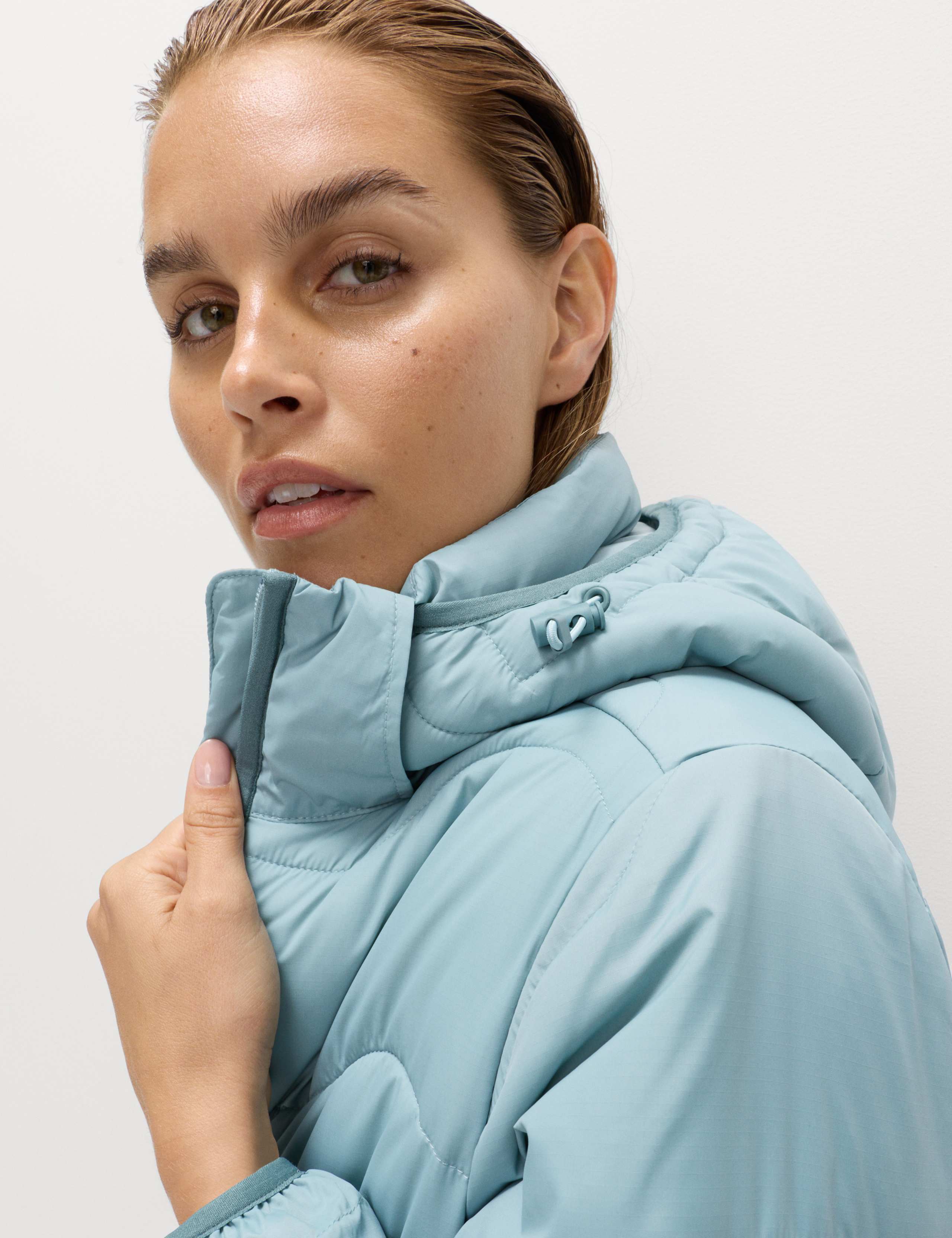 Quilted Hooded Puffer Jacket with Stormwear™ 3 of 7
