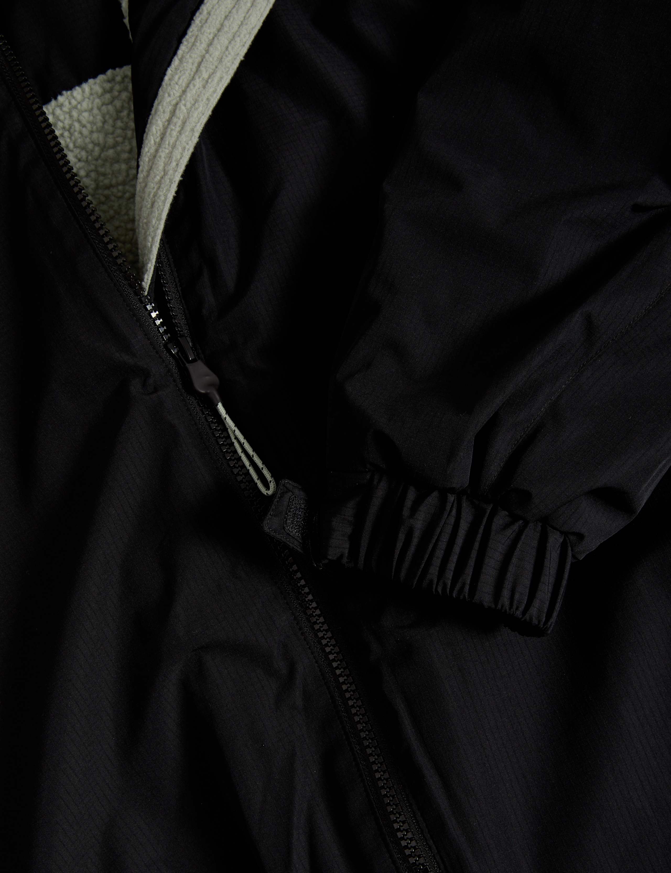 Stormwear™ Borg Lined Changing Robe 9 of 9