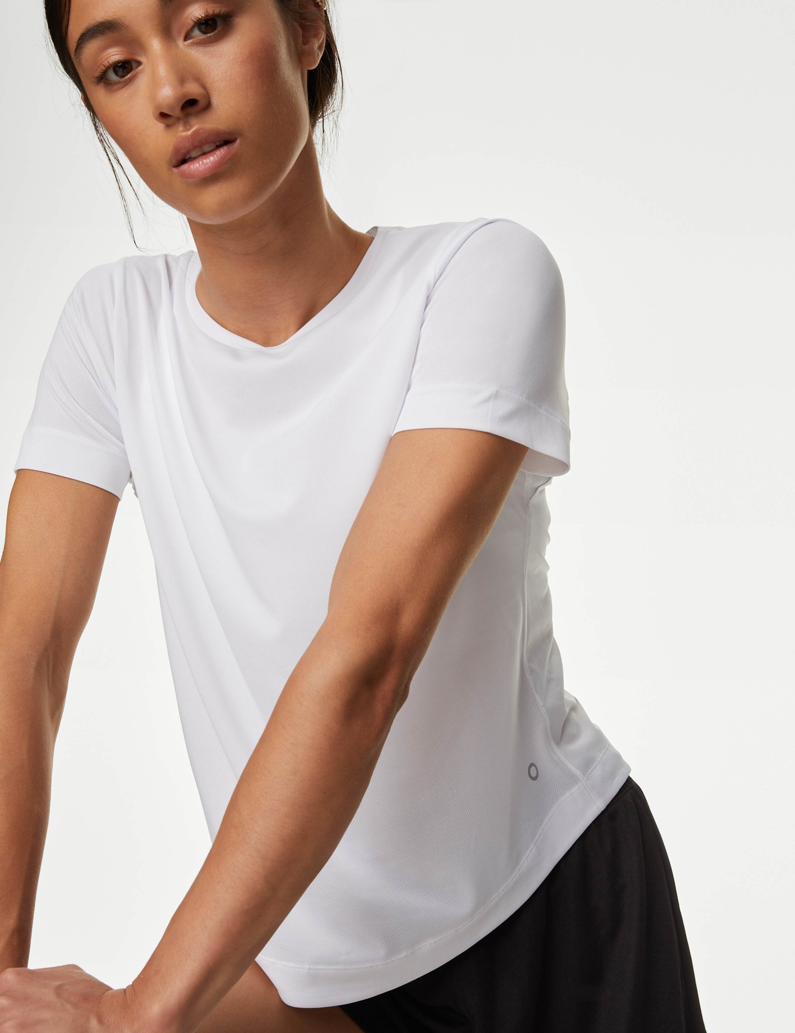 Textured Scoop Neck Fitted T-Shirt 4 of 6