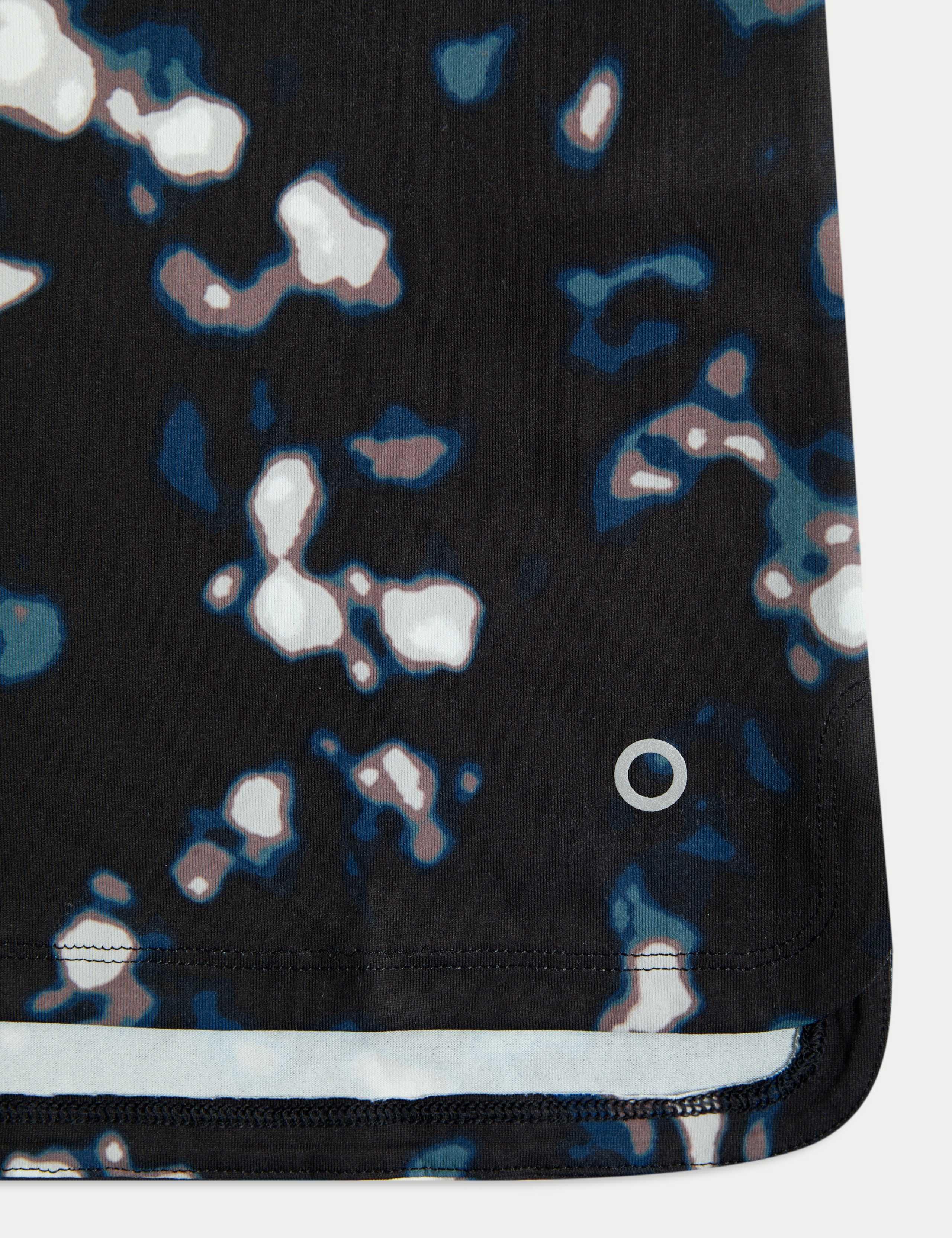 Printed Scoop Neck Fitted T-Shirt 7 of 7
