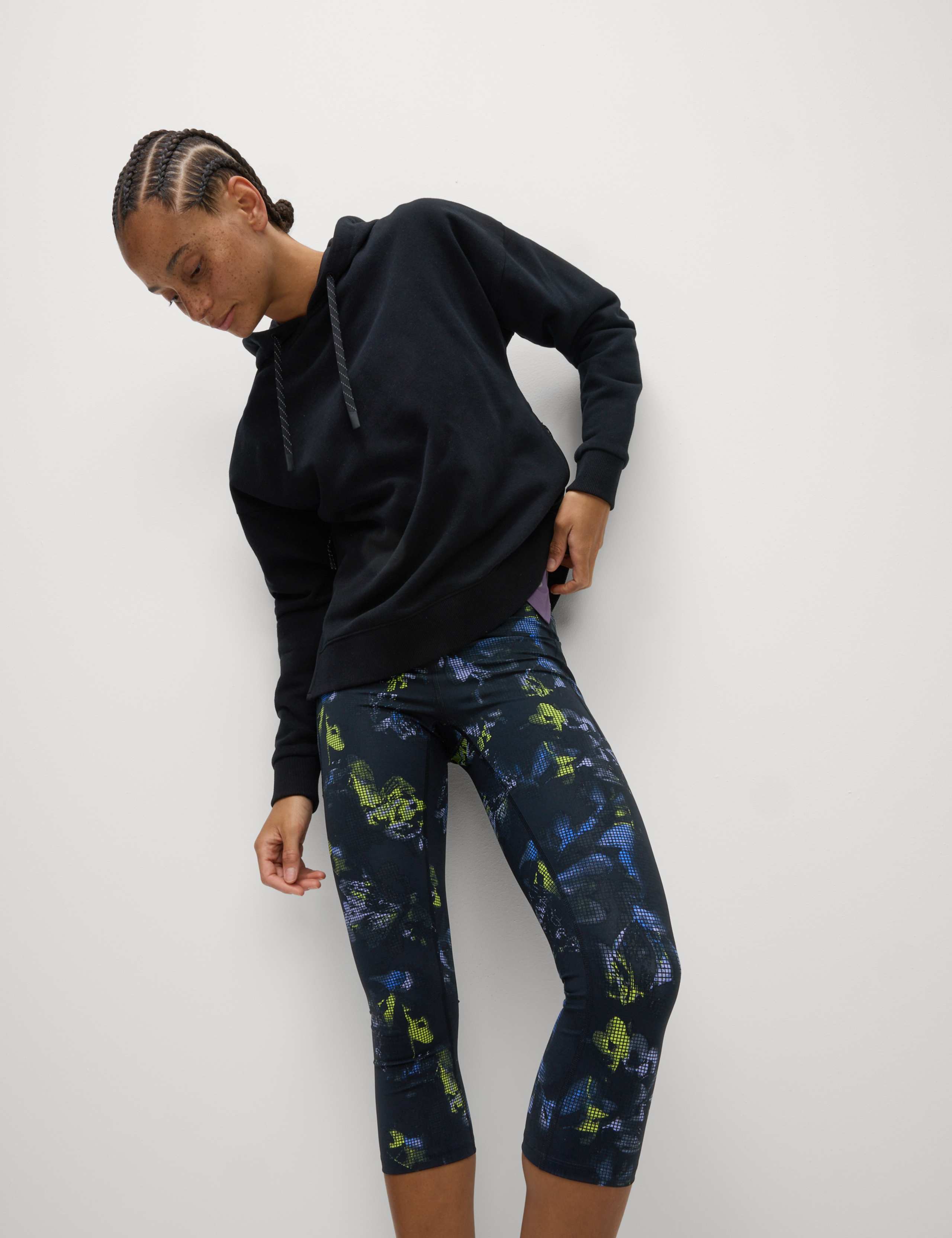 Go Train High Waisted Cropped Gym Leggings 3 of 6