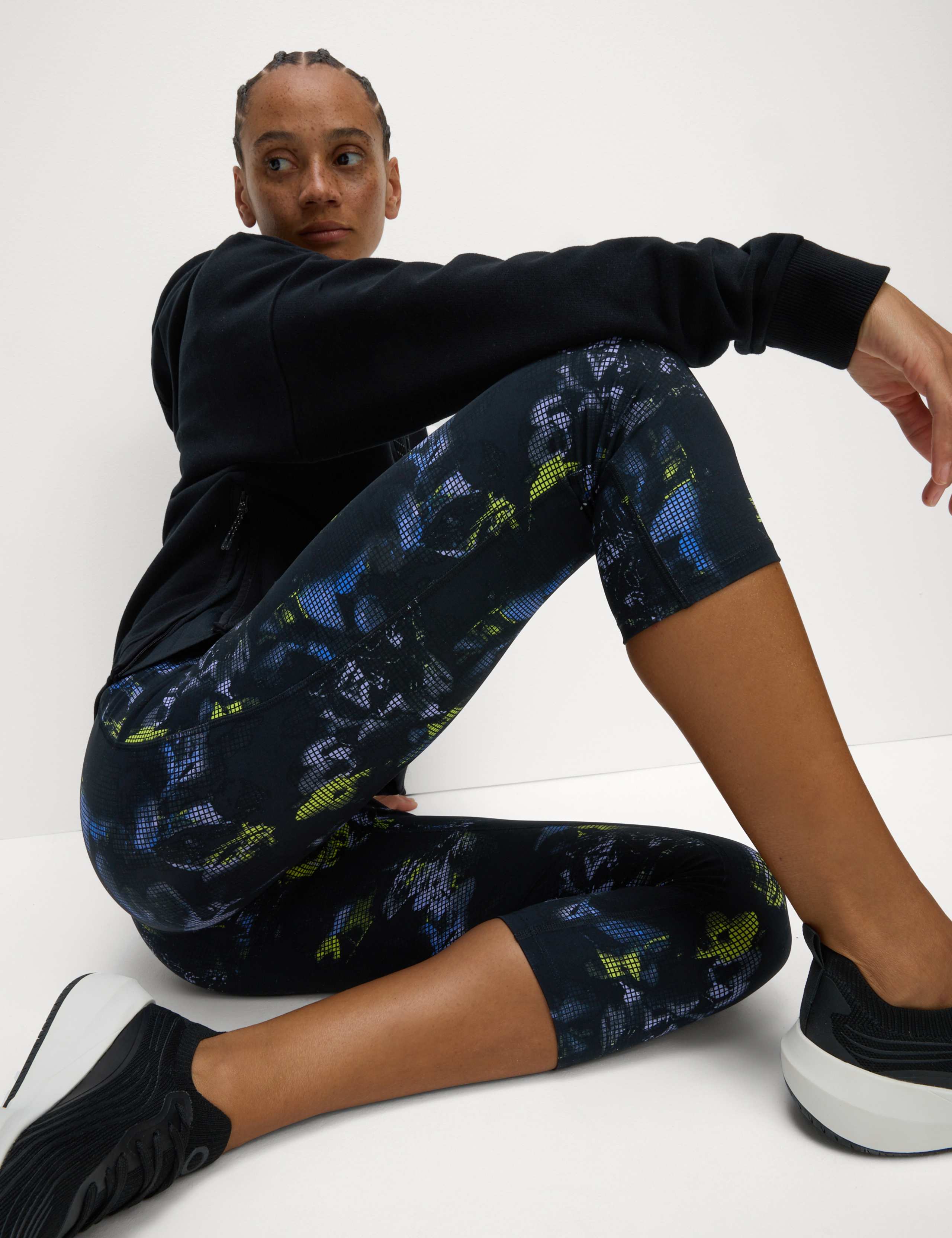 Go Train High Waisted Cropped Gym Leggings 4 of 6