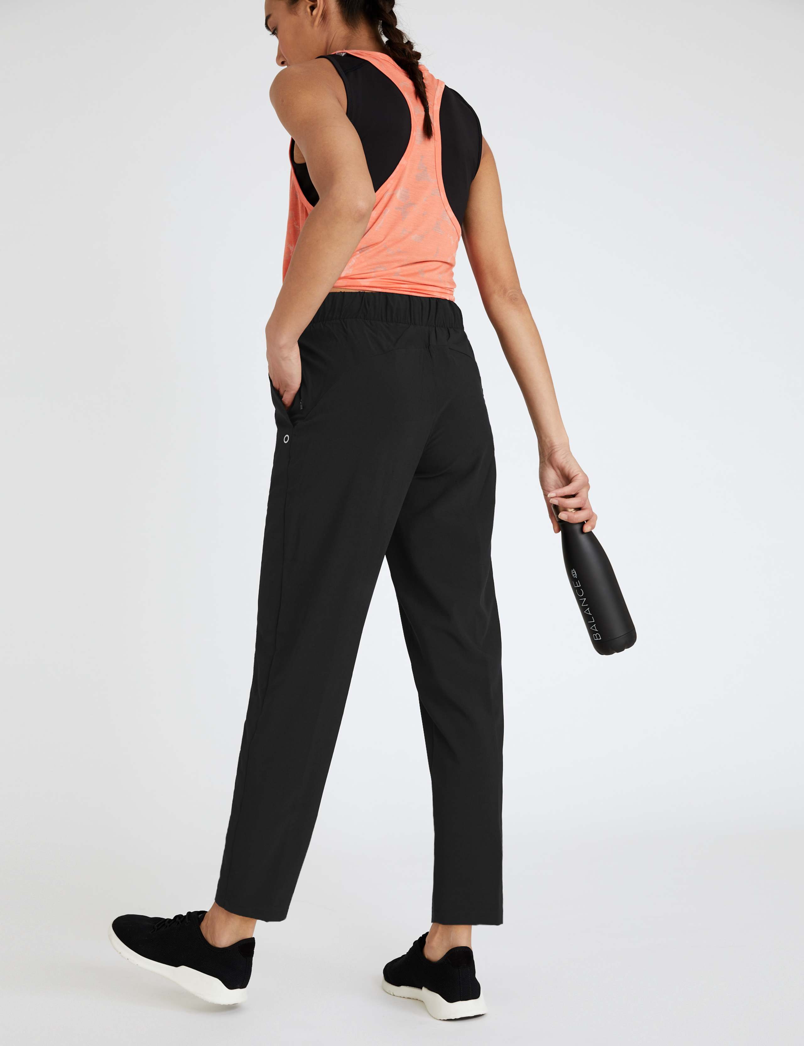 Woven Relaxed Tapered 7/8 Walking Trousers 6 of 8