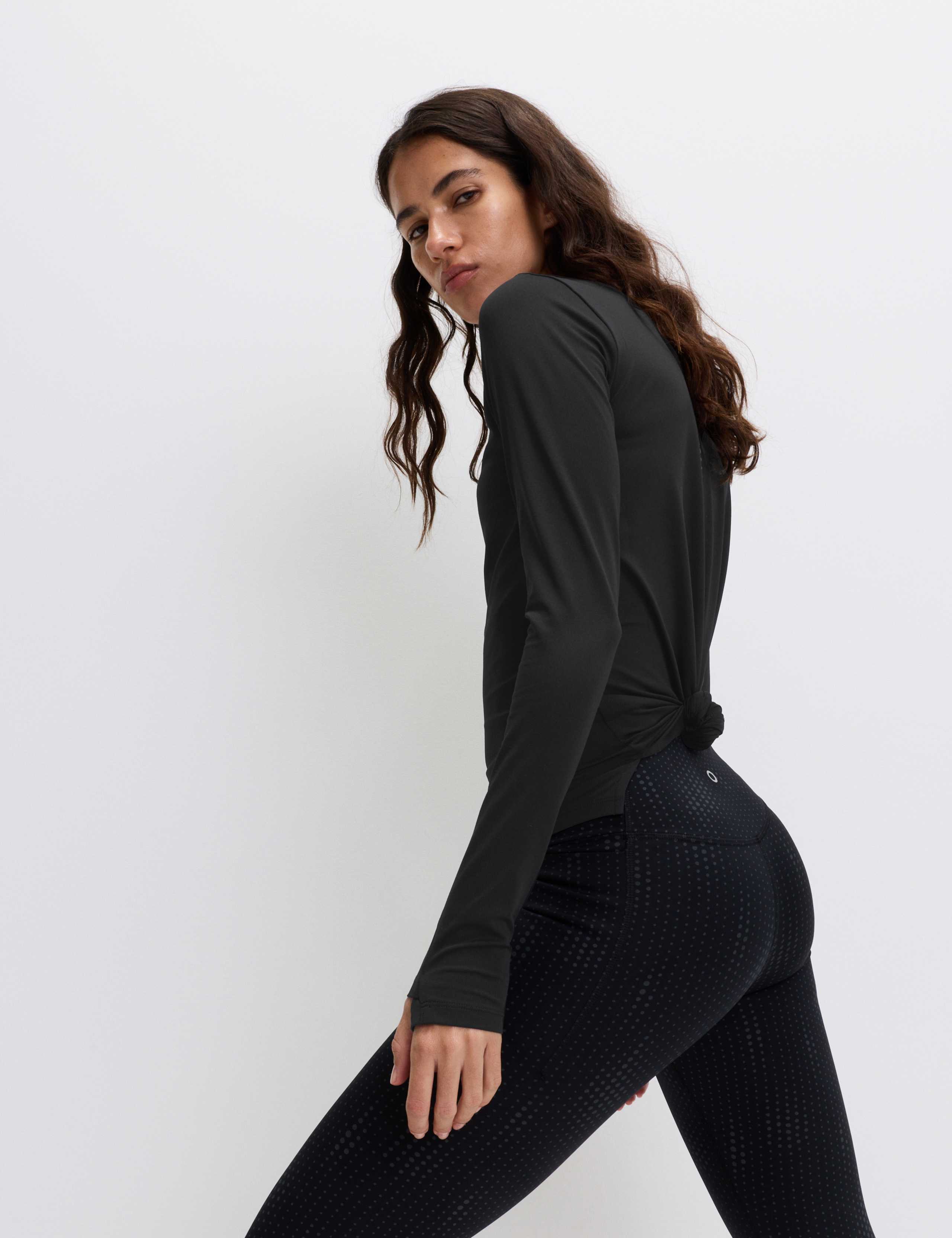 Scoop Neck Fitted Gym Top 3 of 5