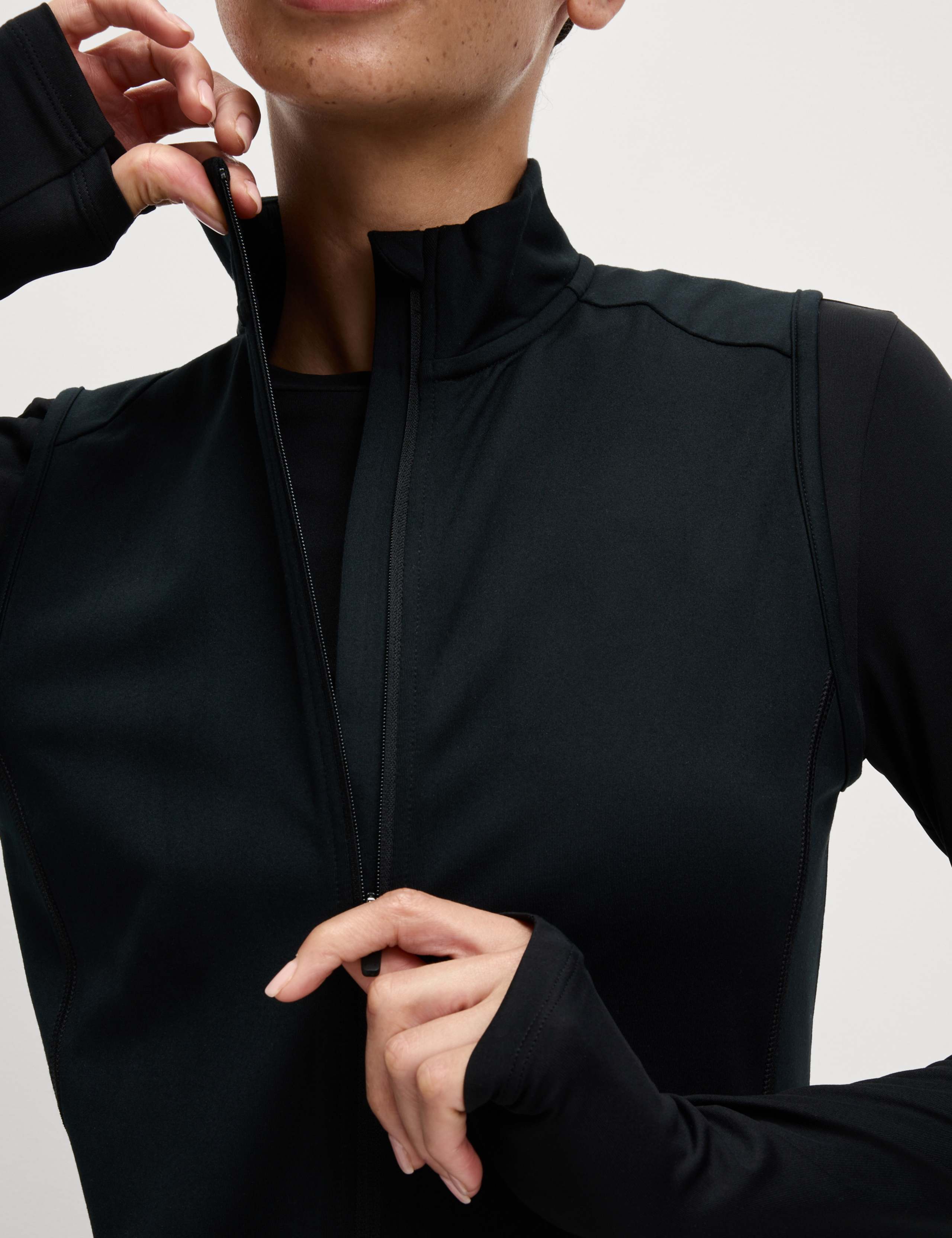 Ultraheat™ Zip Up Running Gilet 3 of 7