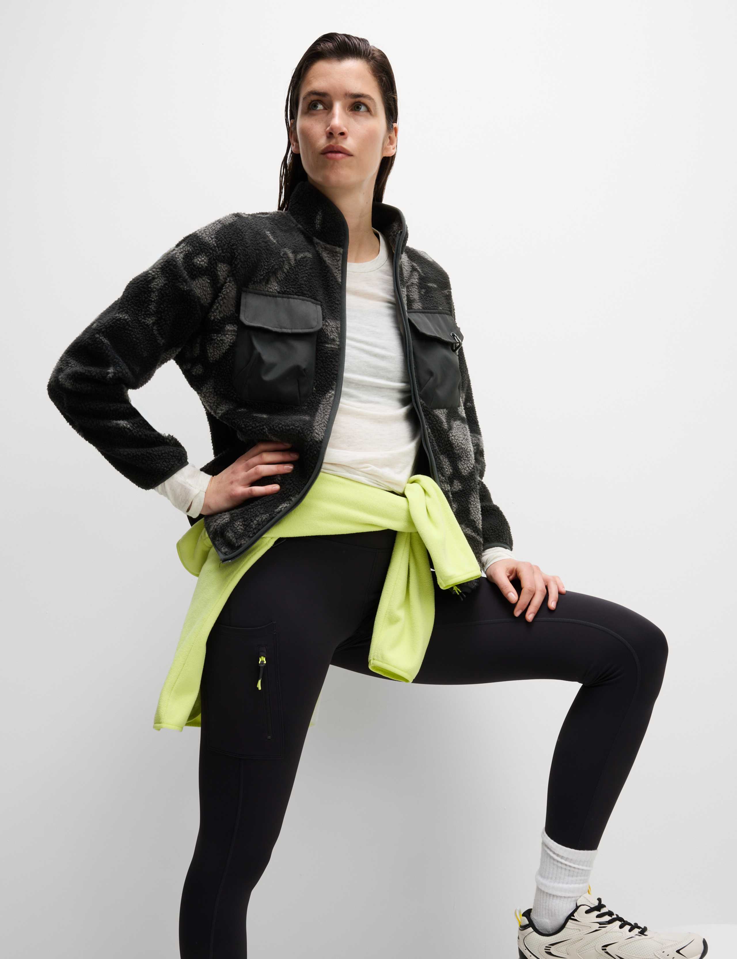 Borg Printed Funnel Neck Zip Up Fleece Jacket 4 of 6