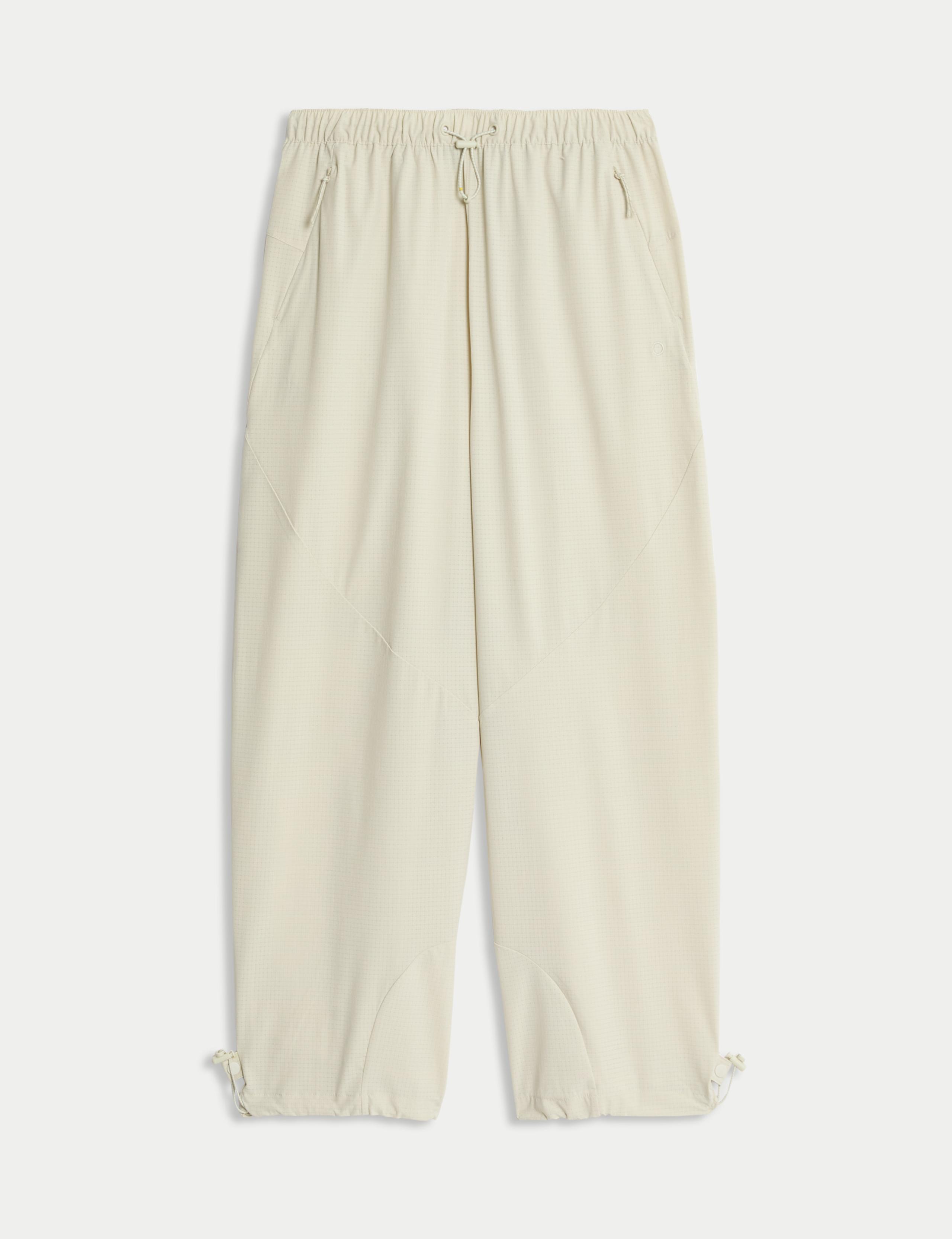 Woven Stormwear™ Relaxed Parachute Joggers 2 of 7