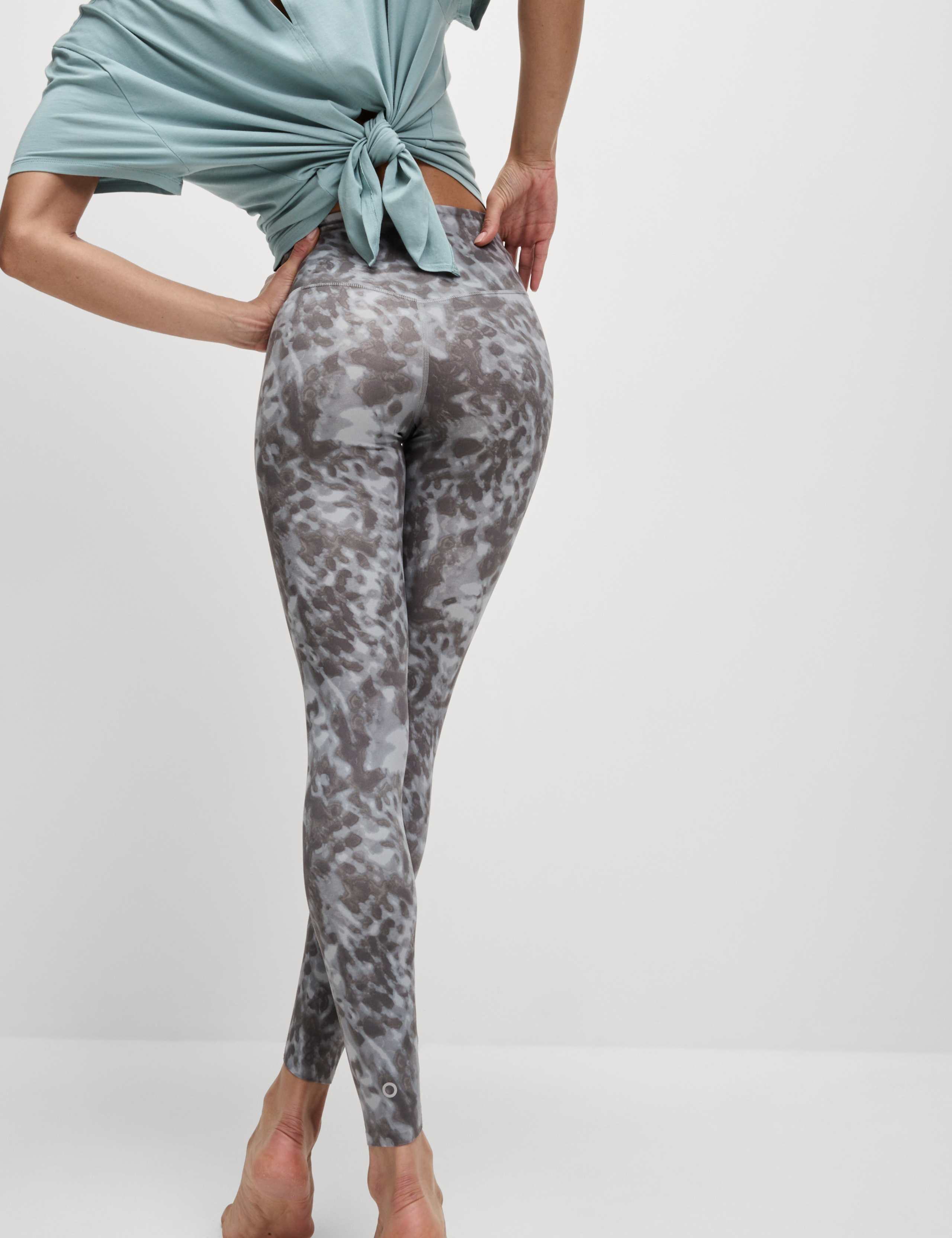 Go Balance Printed Wrap Waist Yoga Leggings 4 of 5