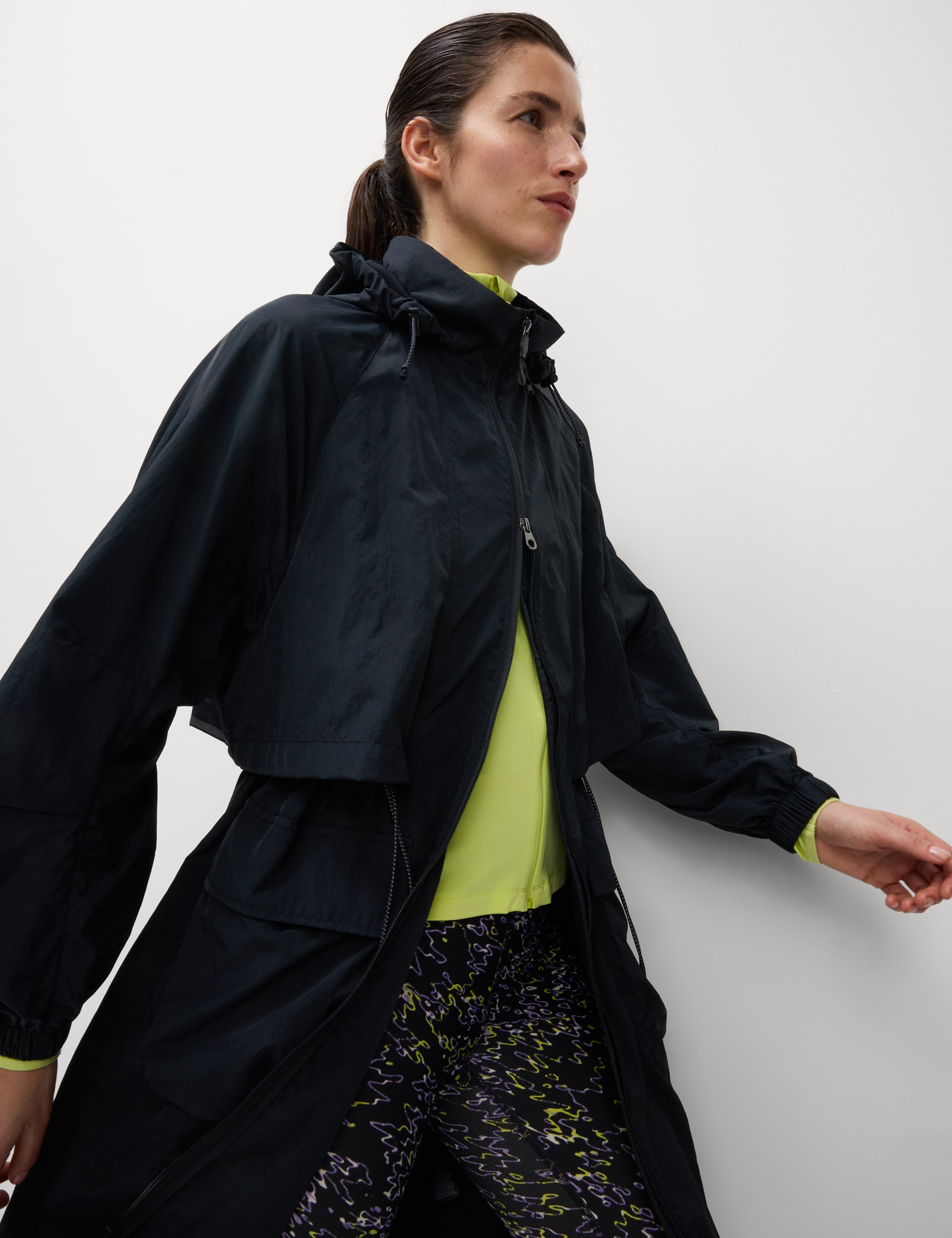 Stormwear™ Lightweight Packable Hooded Parka 3 of 7