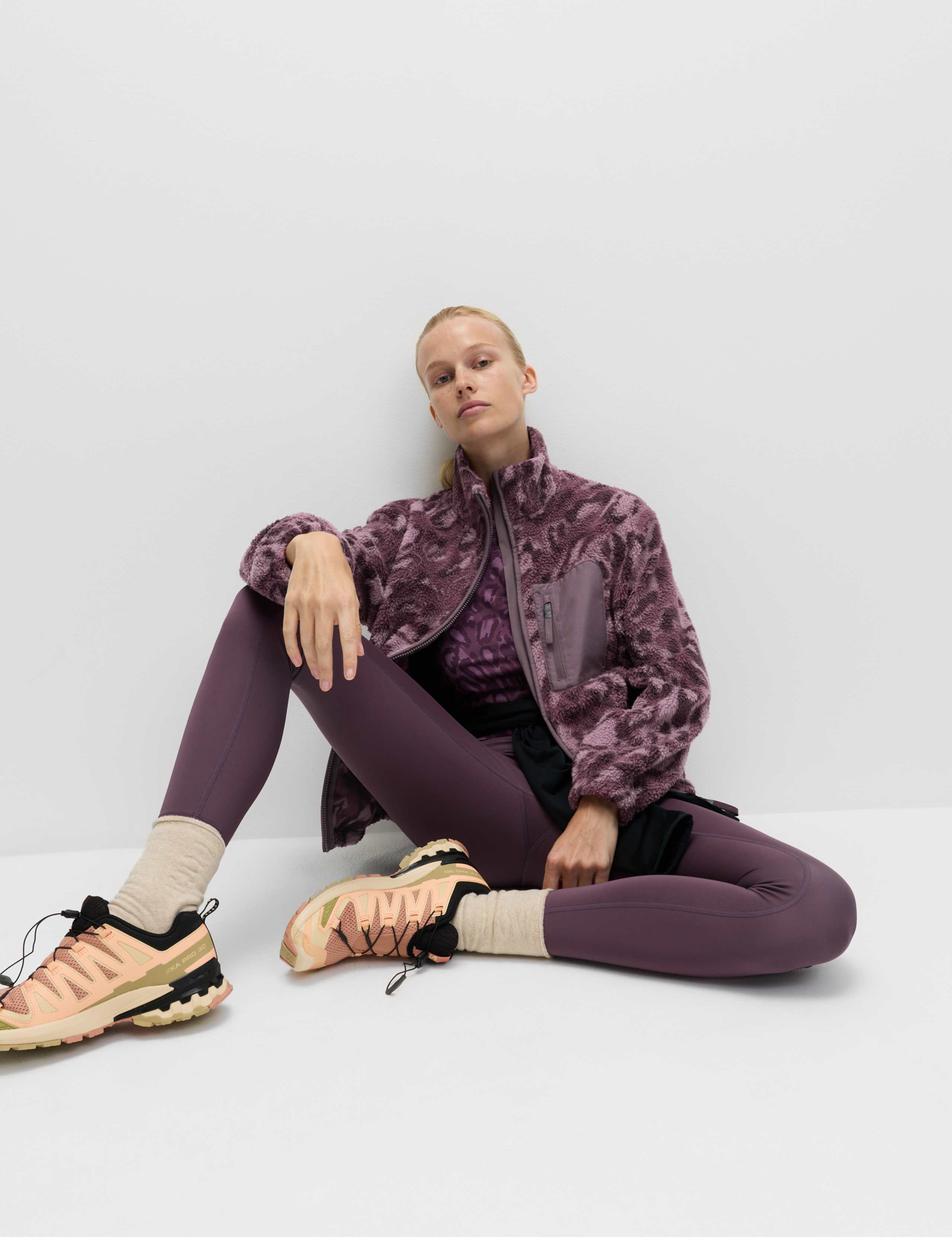 Borg Printed Funnel Neck Zip Up Fleece Jacket 3 of 8