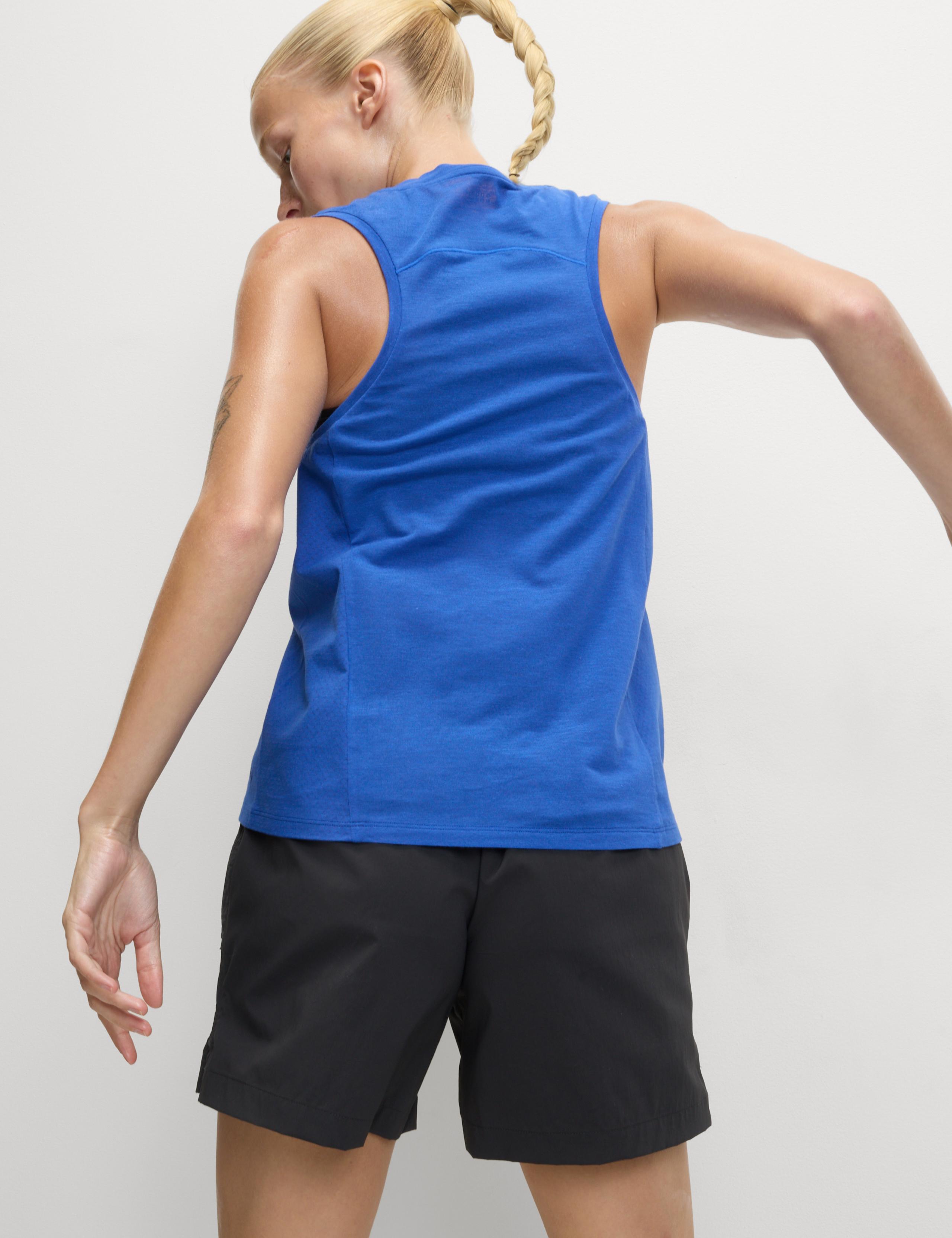 Crew Neck Relaxed Walking Vest with Merino Wool 5 of 6