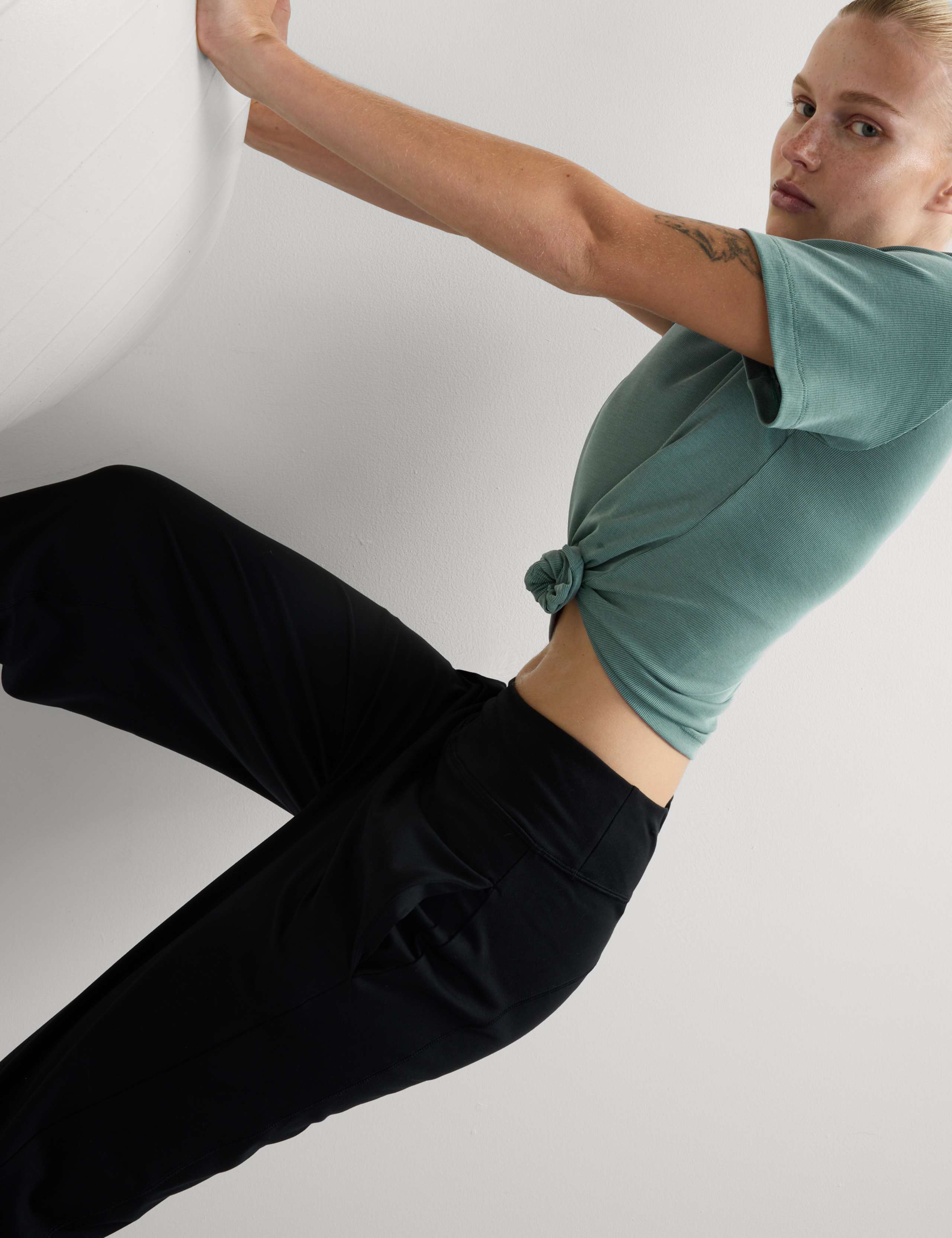Modal Rich Rib Round Neck Boxy T-Shirt 3 of 8