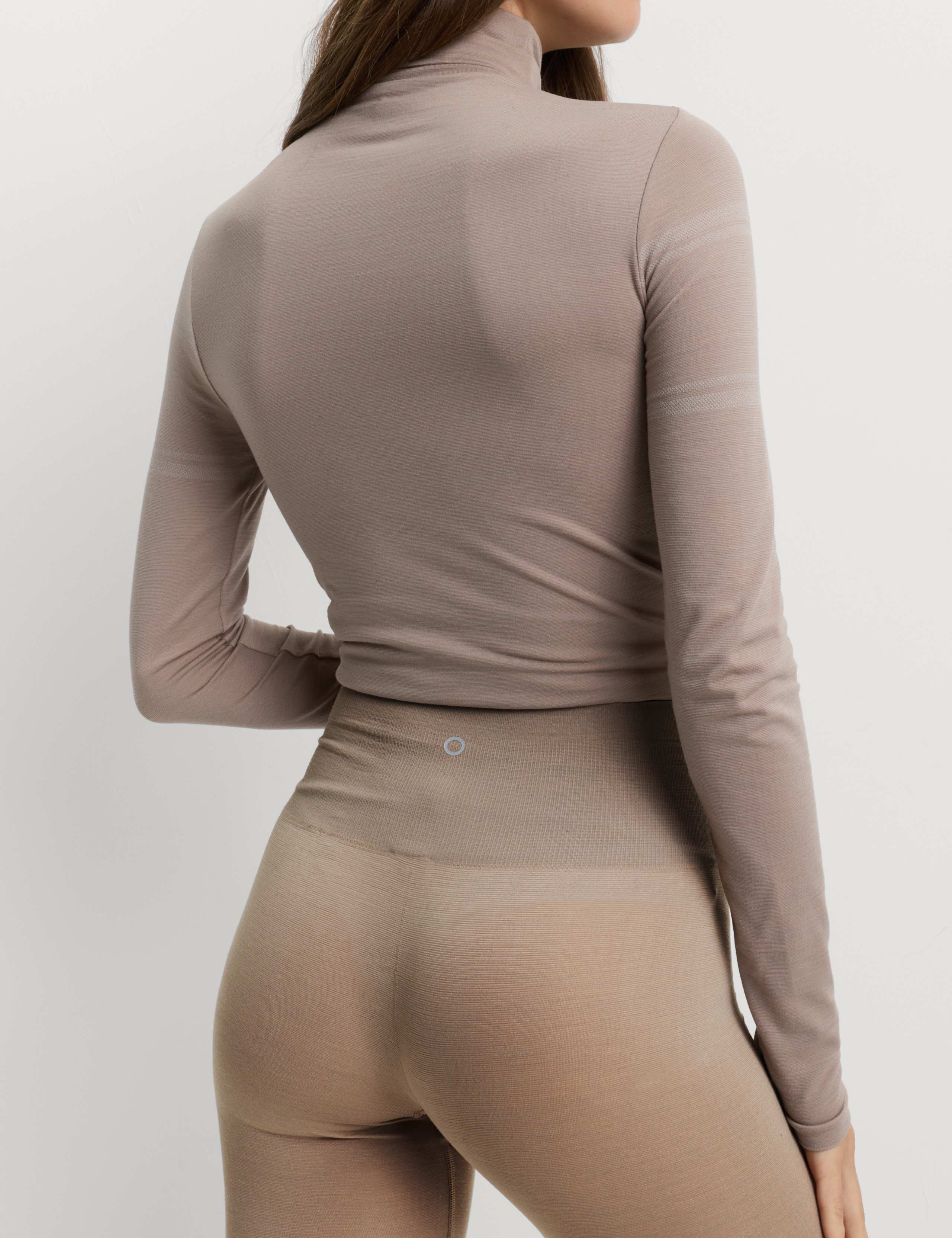 Seamless Ski Baselayer Legging with Merino Wool 6 of 6