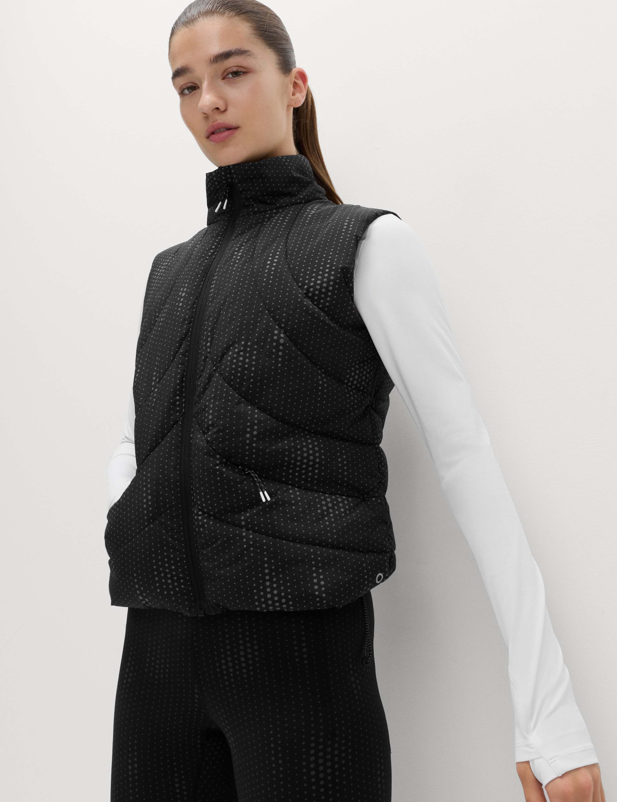 Stormwear™ Padded Funnel Neck Zip Up Reflective Gilet 6 of 7