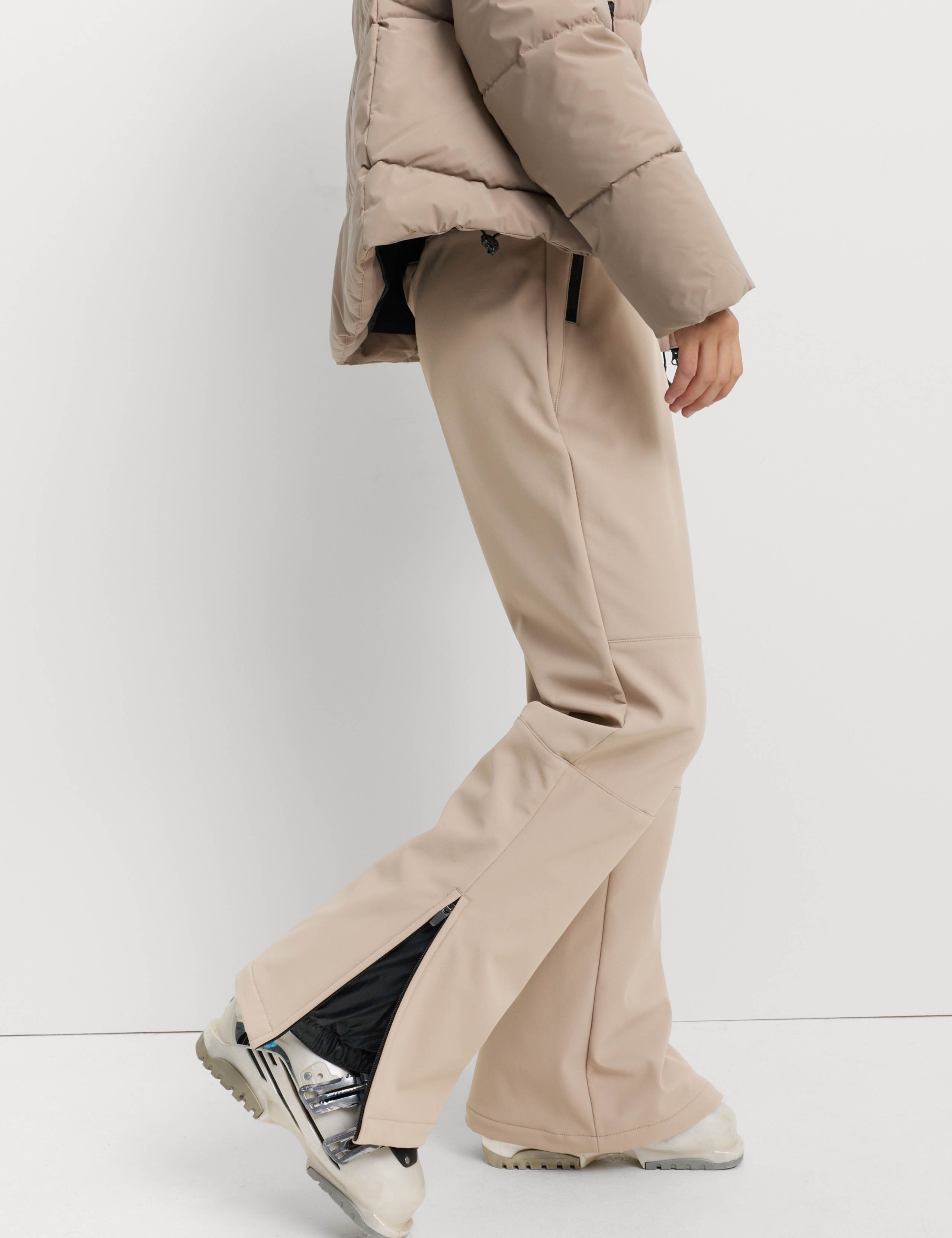 Stormwear™ Softshell High Waisted Flared Ski Pant 4 of 8