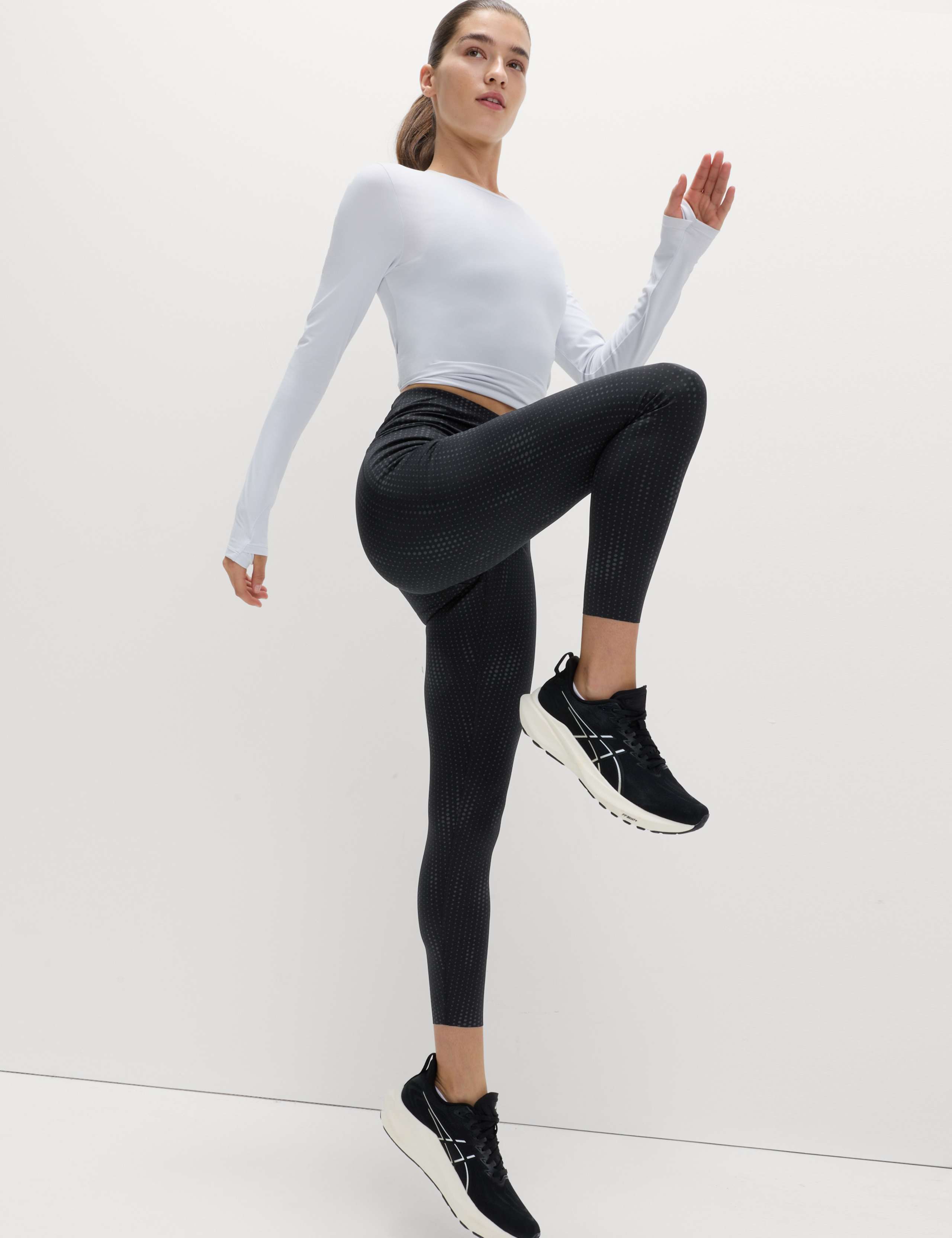 Go Move Printed Reflective High Waisted 7/8 Gym Leggings 5 of 6