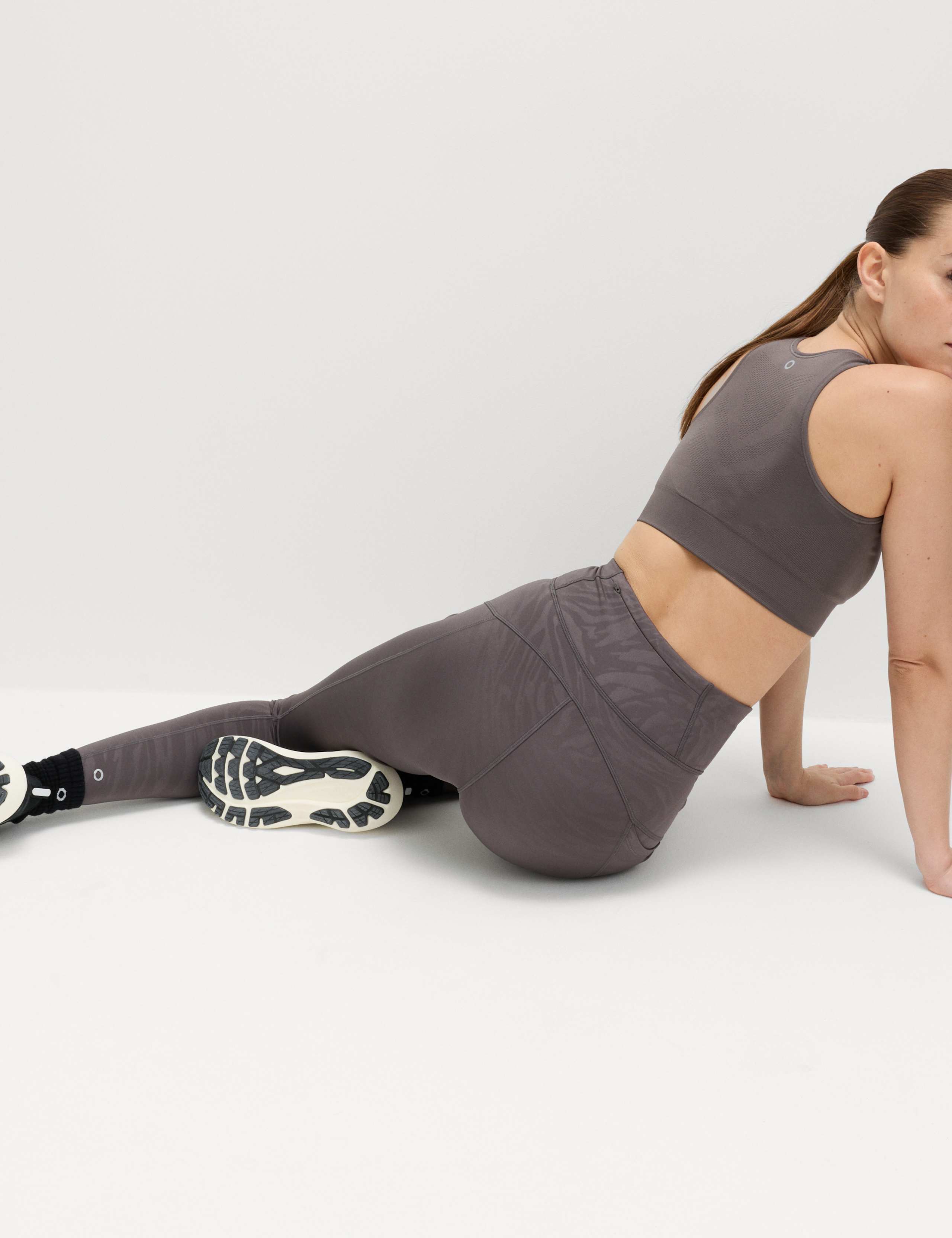 Go Move Cool Comfort™ Embossed High Waisted Gym Leggings 6 of 6