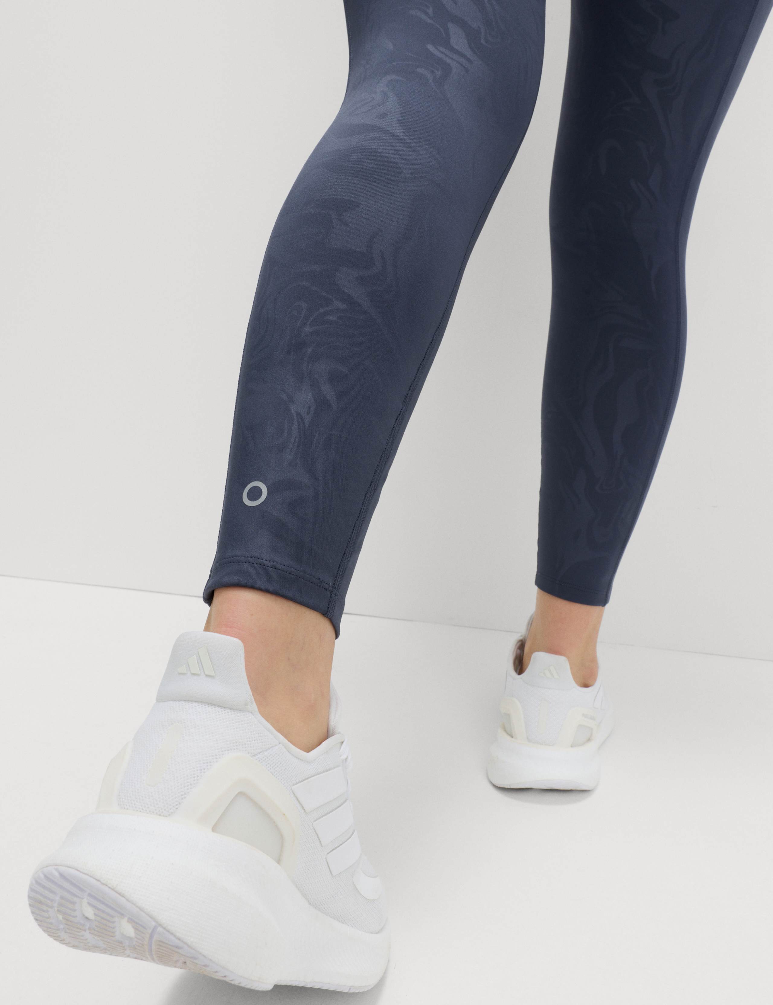 Go Move Cool Comfort™ Embossed High Waisted Gym Leggings 4 of 5