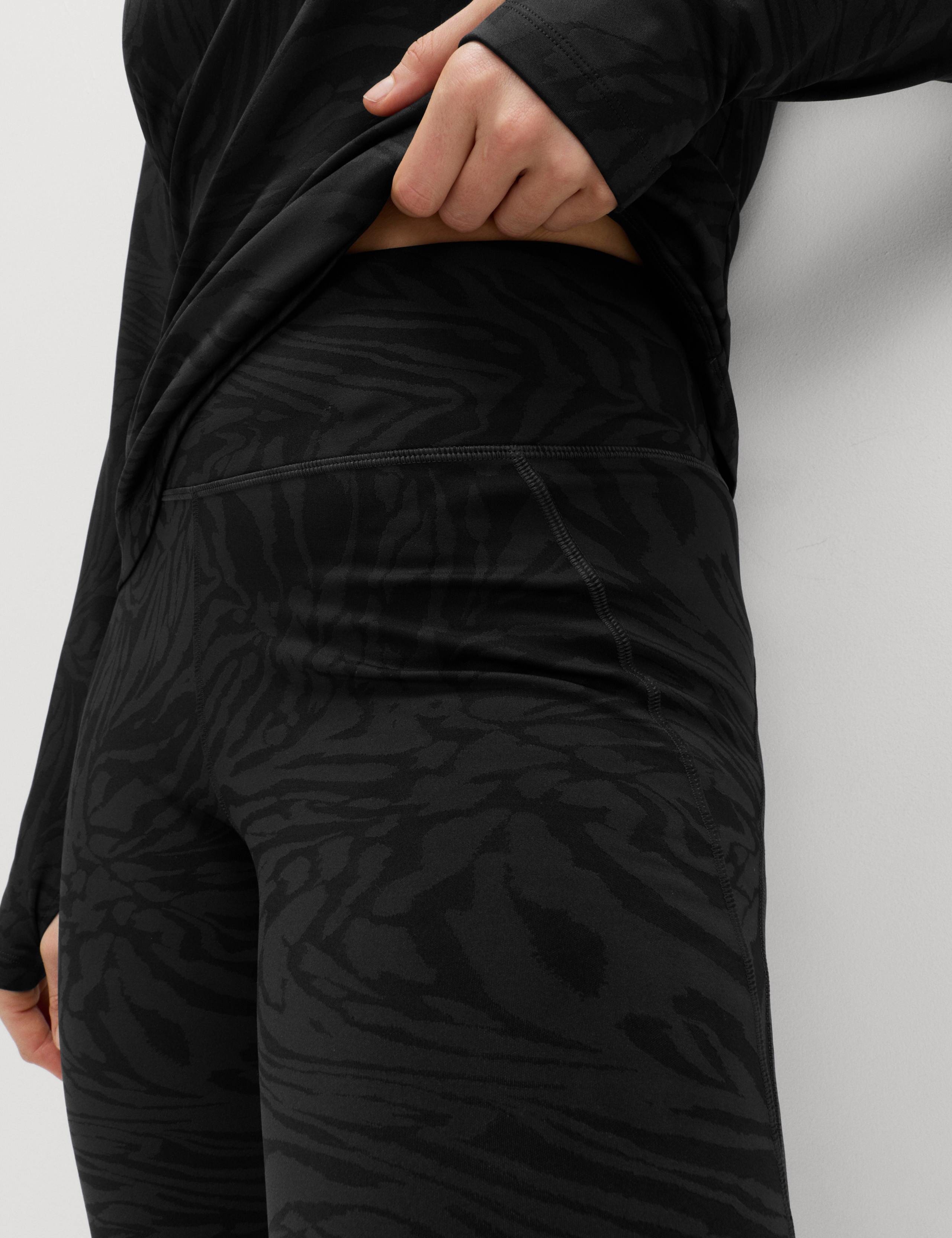 Go Move Jacquard Thermal Cool Comfort™ High Waisted Leggings 5 of 7