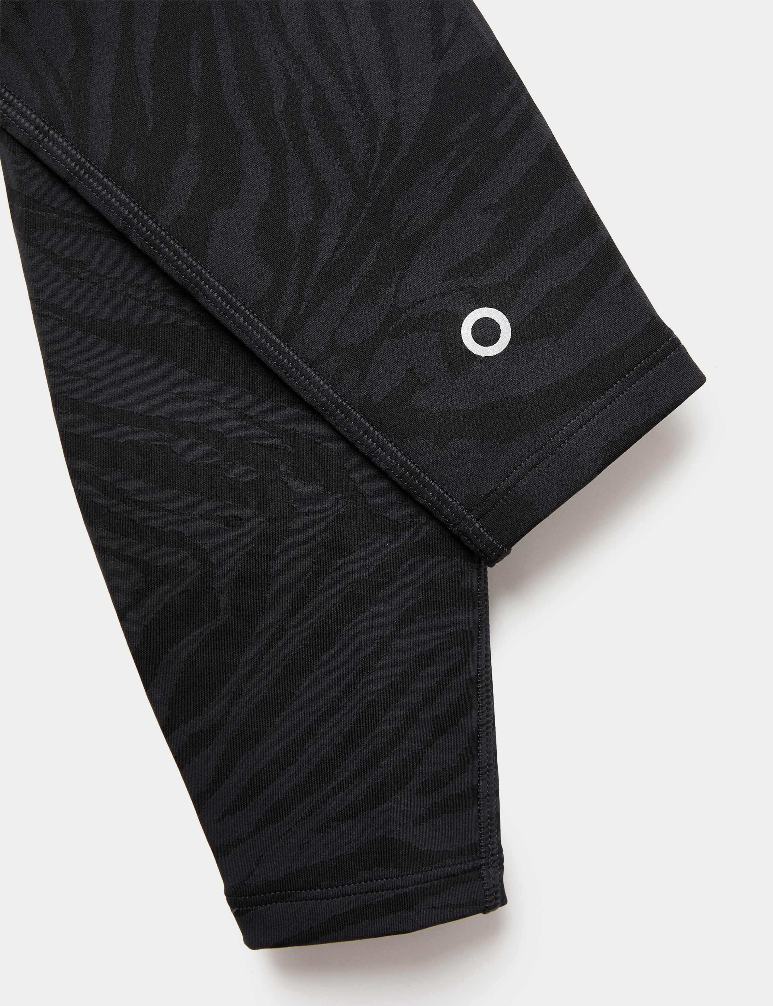 Go Move Jacquard Thermal Cool Comfort™ High Waisted Leggings 2 of 2