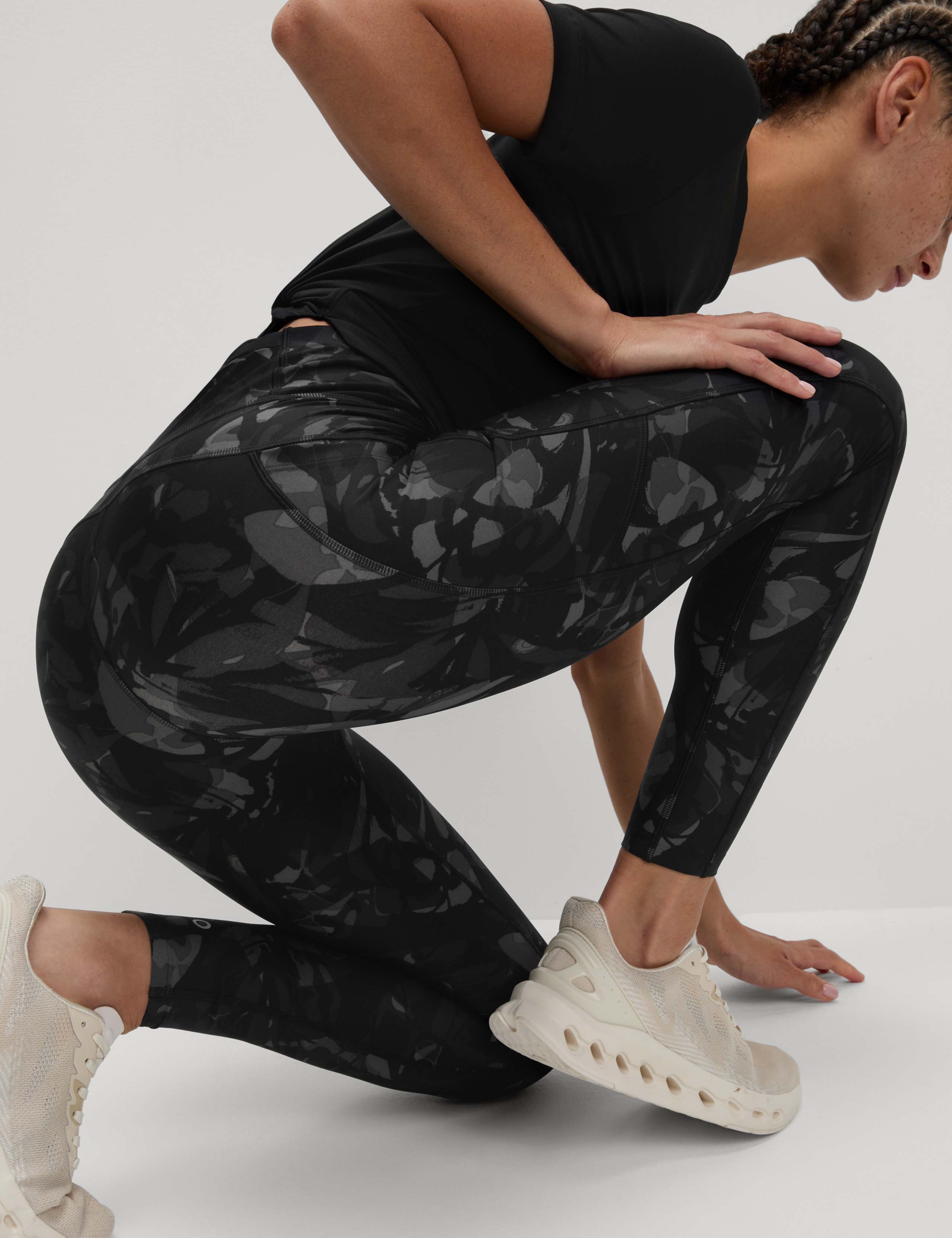 Go Move Printed High Waisted Gym Leggings 3 of 8