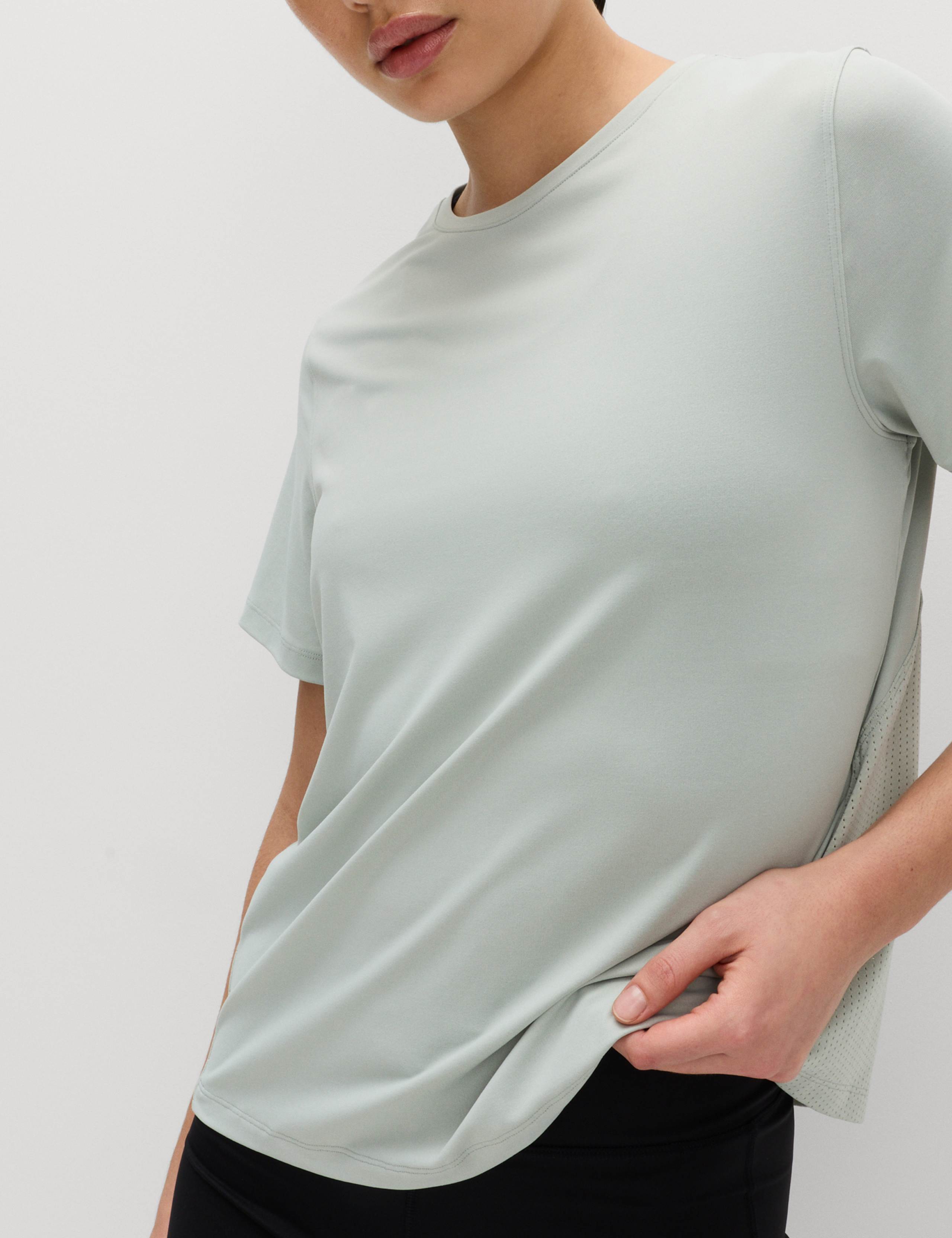Crew Neck Mesh Panel Relaxed T-Shirt 4 of 5