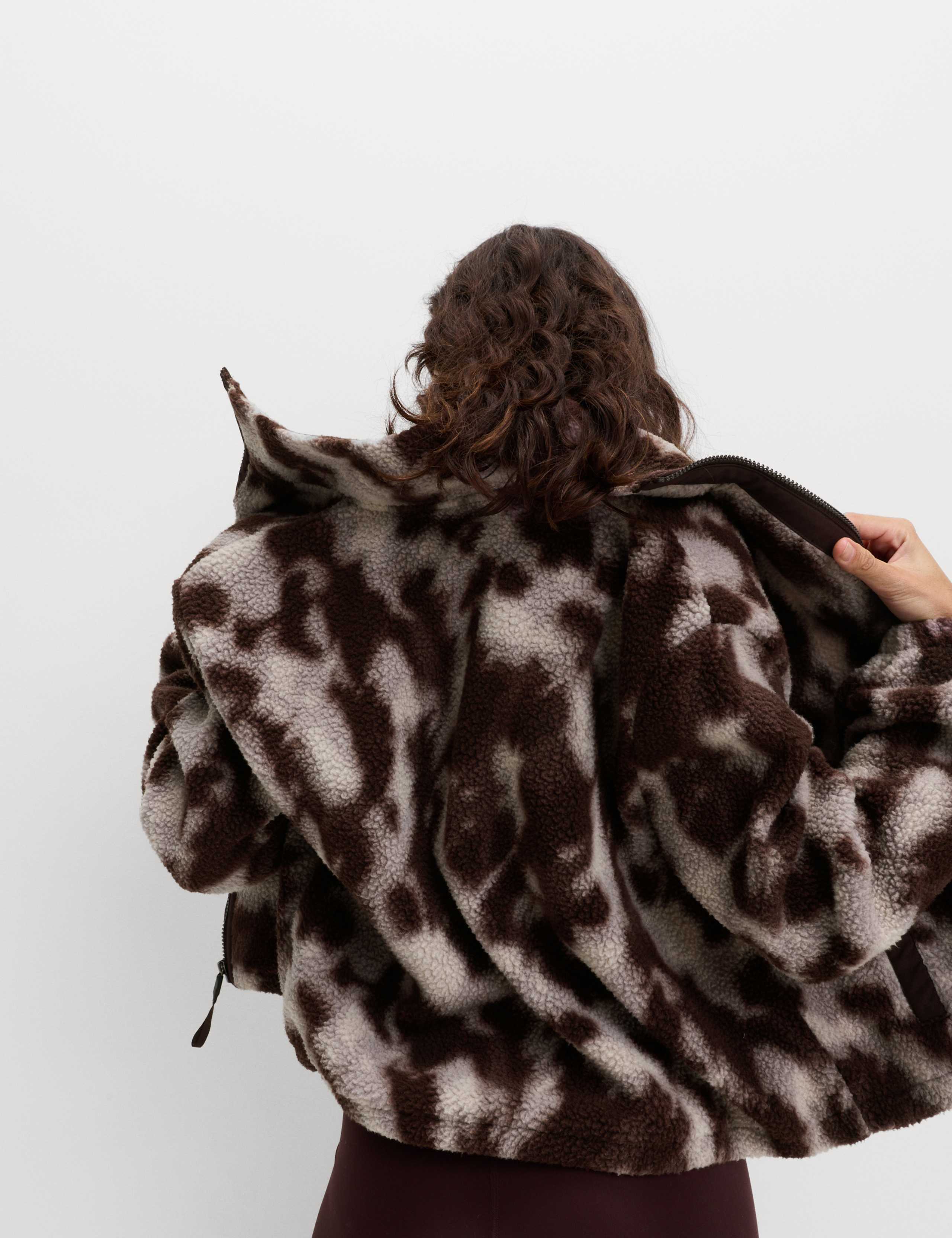 Borg Printed Funnel Neck Fleece Jacket 6 of 6