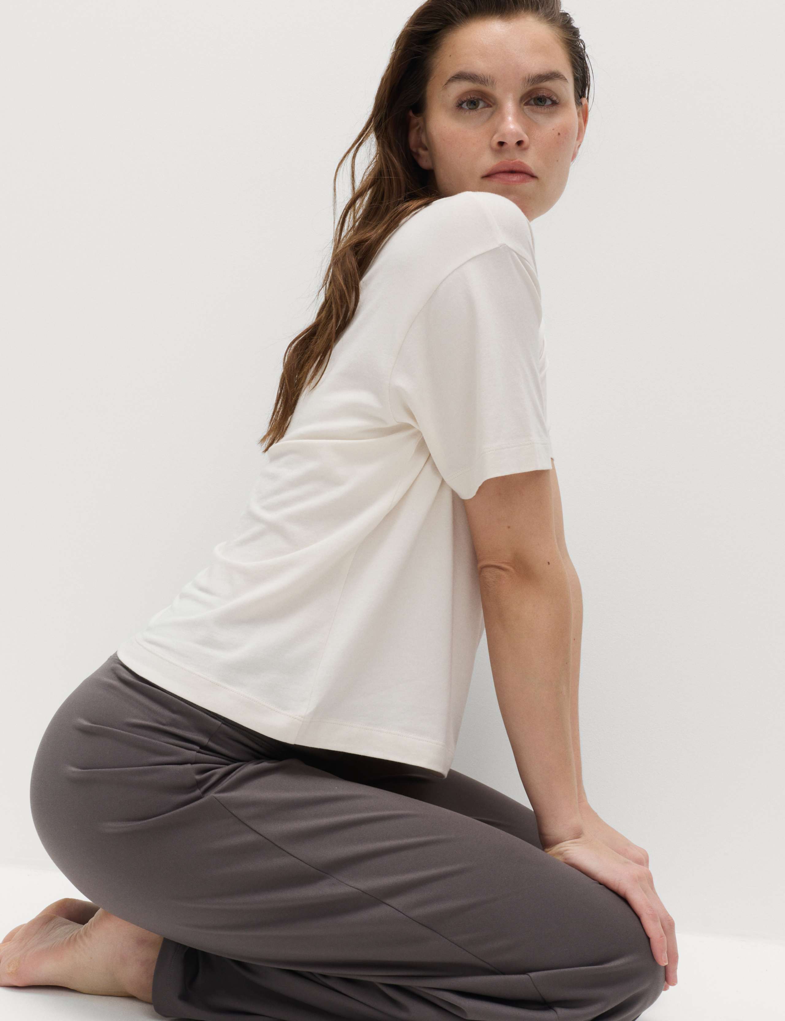 Modal Blend V-Neck Lightweight T-Shirt 5 of 5