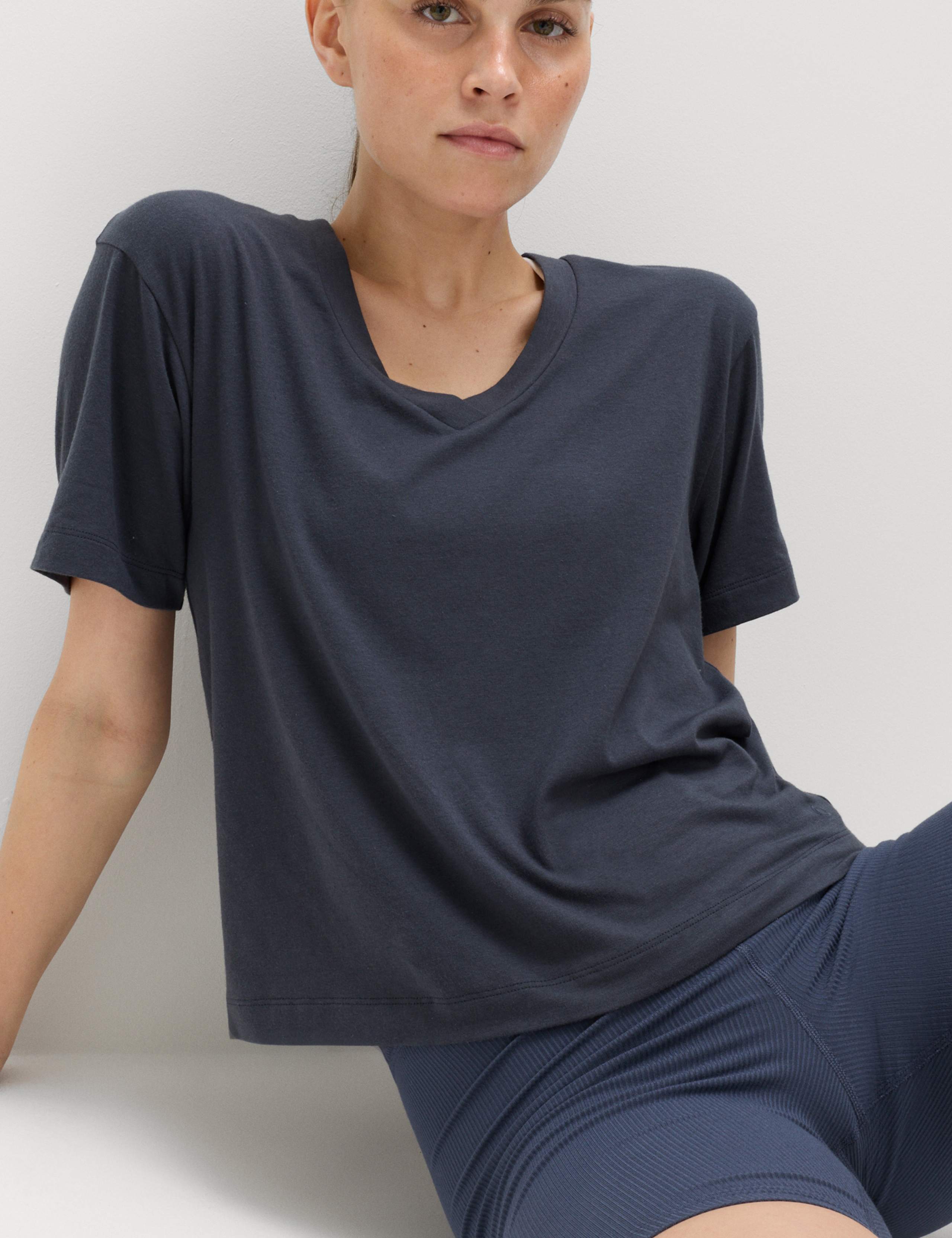 Modal Blend V-Neck Lightweight T-Shirt 3 of 5